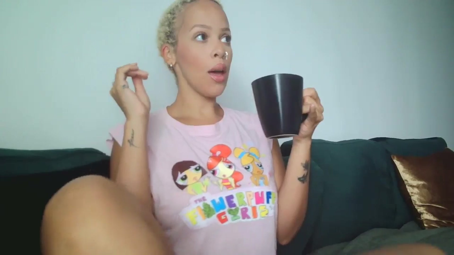 Gallery image thumbnail from Leauramun's myfreecams stream on, 07/28/2024, 16:14 image 18 of 20