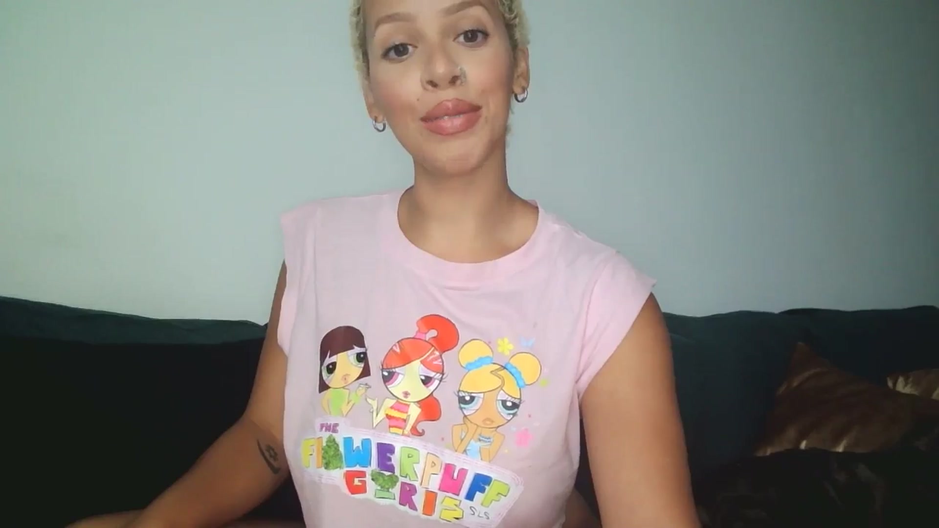 Gallery image thumbnail from Leauramun's myfreecams stream on, 07/28/2024, 18:52 image 4 of 20