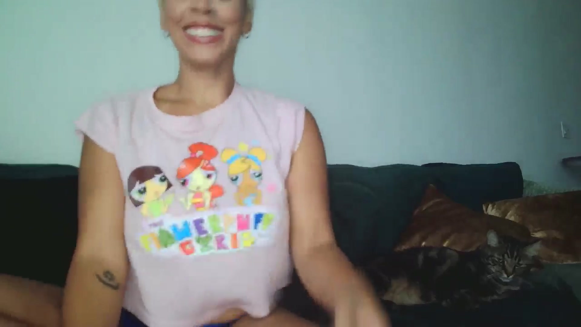Gallery image thumbnail from Leauramun's myfreecams stream on, 07/28/2024, 18:52 image 9 of 20