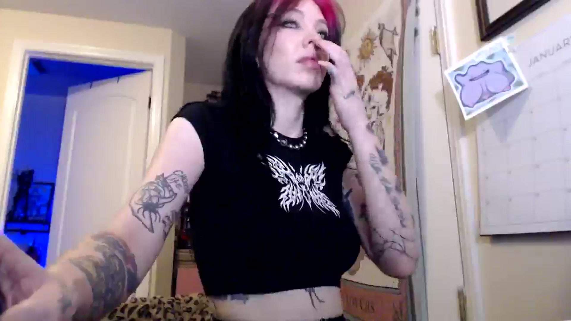 Gallery image thumbnail from Ledabear's myfreecams stream on, 01/16/2026, 08:29 image 9 of 20