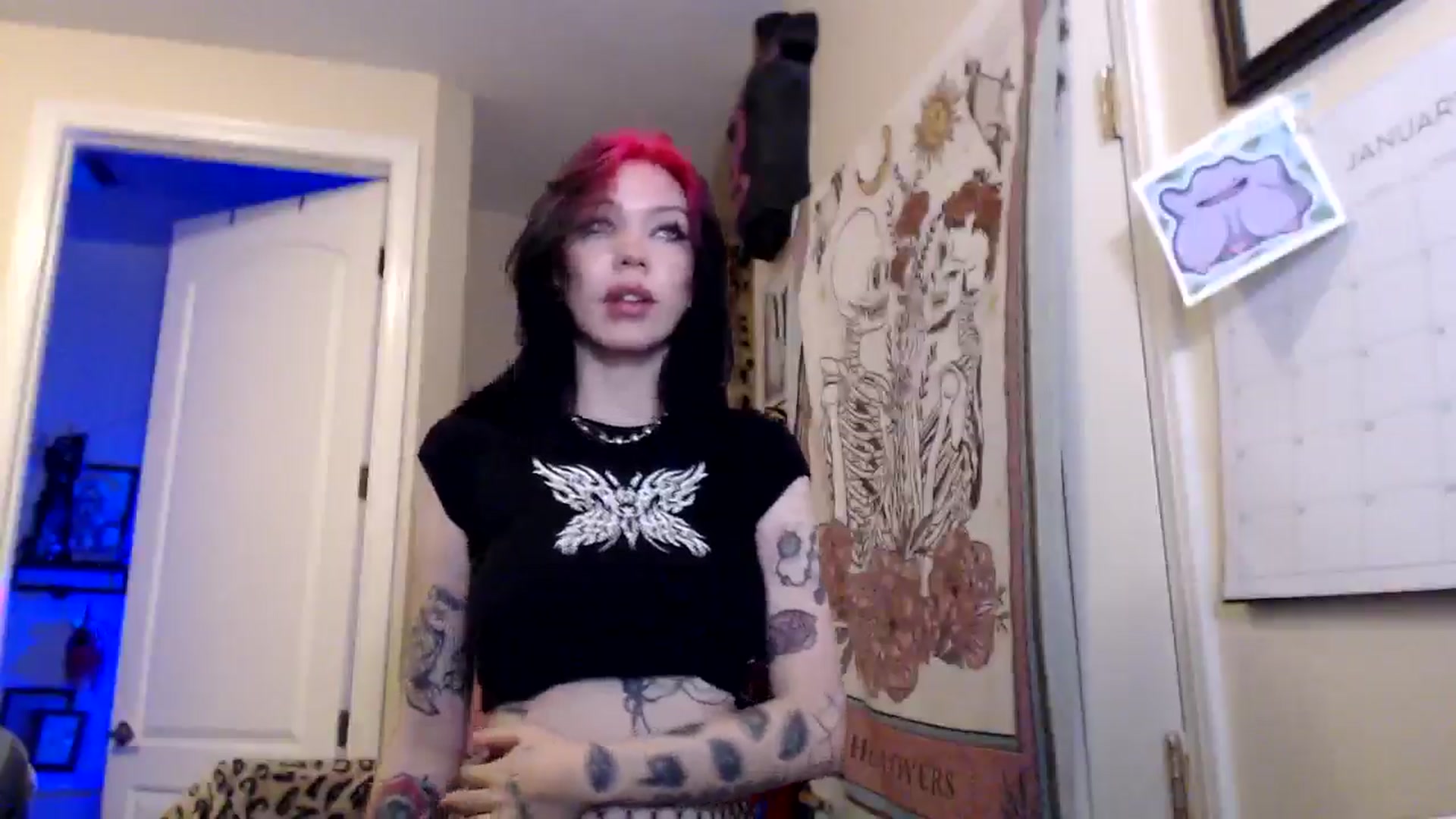 Gallery image thumbnail from Ledabear's myfreecams stream on, 01/16/2026, 08:29 image 8 of 20