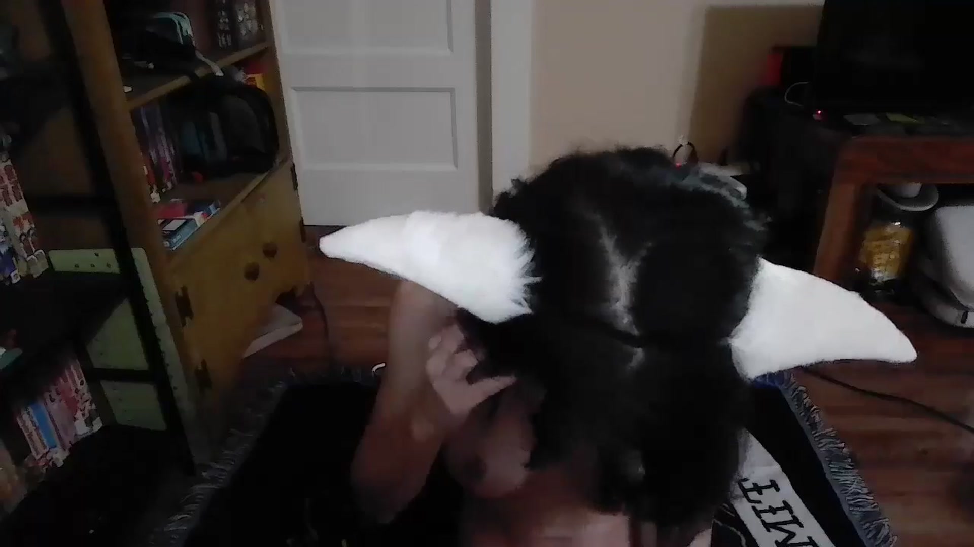 Gallery image thumbnail from LeeLoo_'s myfreecams stream on, 04/02/2025, 01:46 image 19 of 20