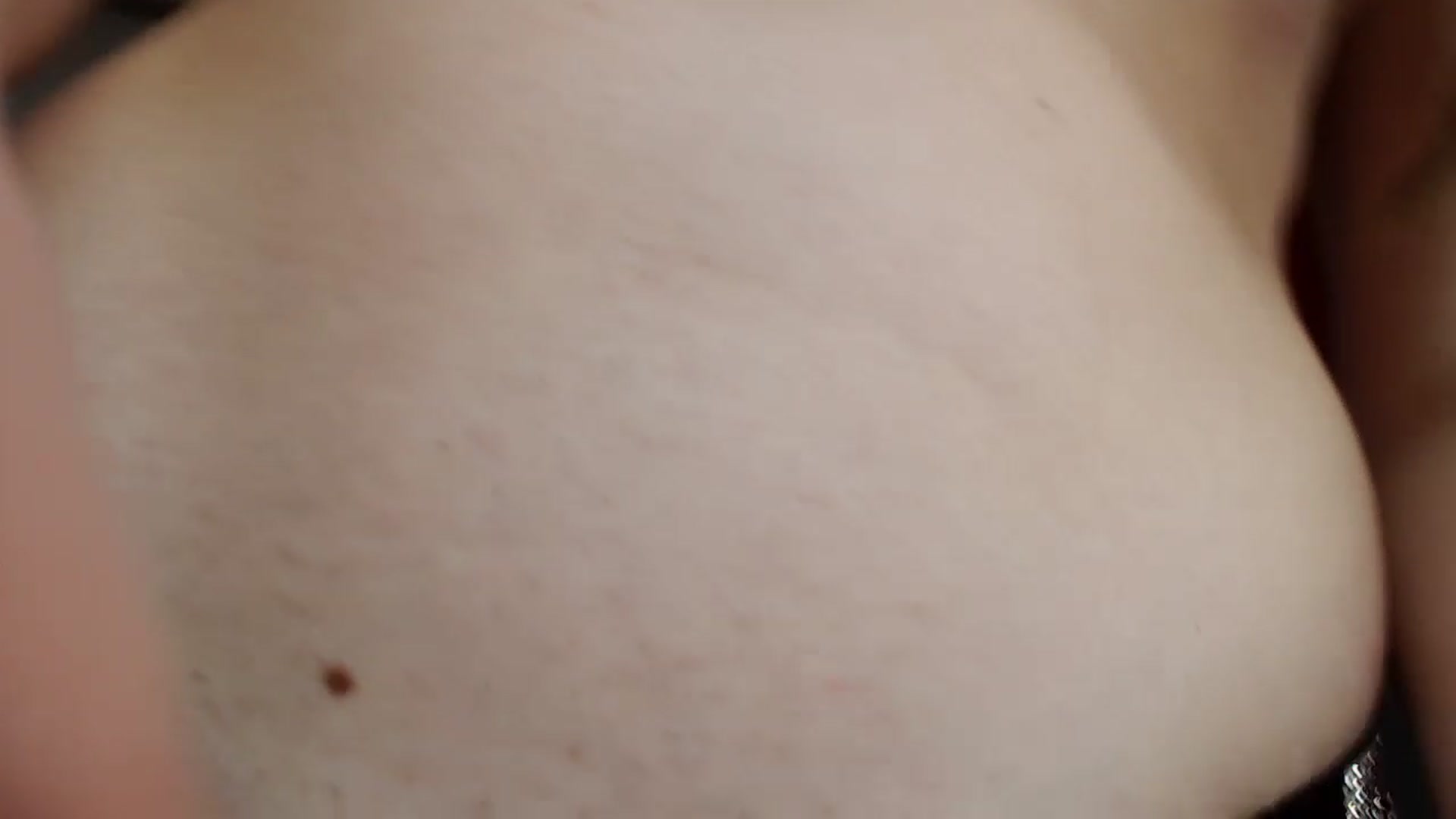 Gallery image thumbnail from LeeLuna_777's myfreecams stream on, 02/18/2023, 16:30 image 10 of 20