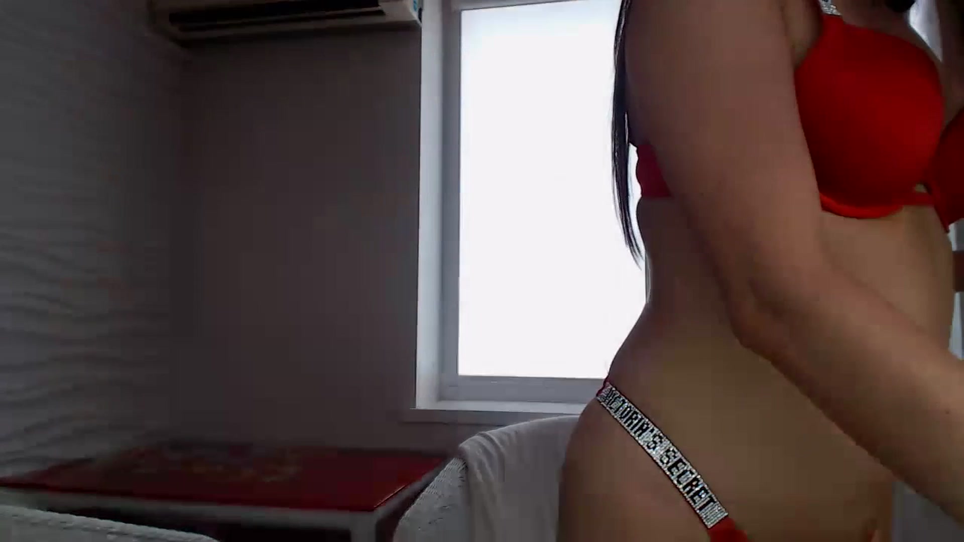 Gallery image thumbnail from LeeLuna_777's myfreecams stream on, 06/26/2023, 13:55 image 17 of 20