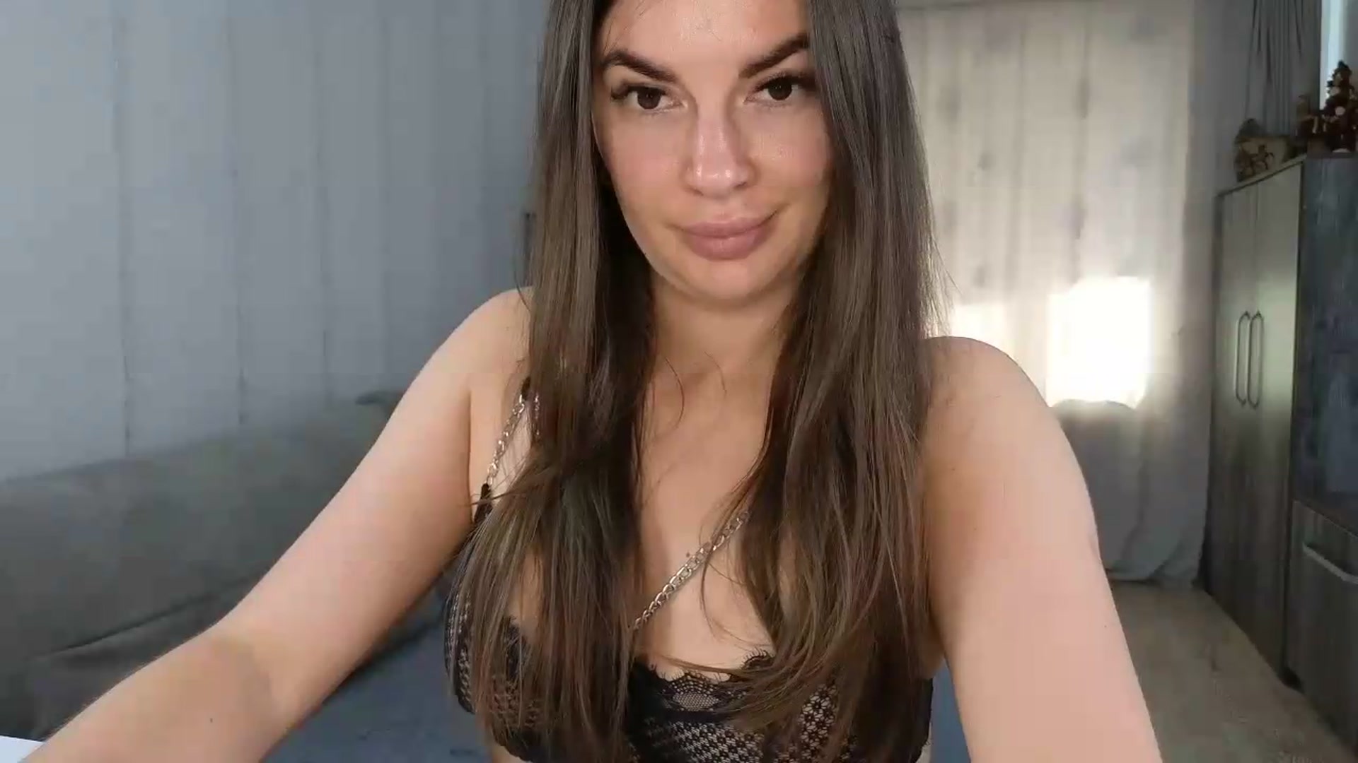 Gallery image thumbnail from LeeLuna_777's myfreecams stream on, 07/26/2026, 13:11 image 18 of 20