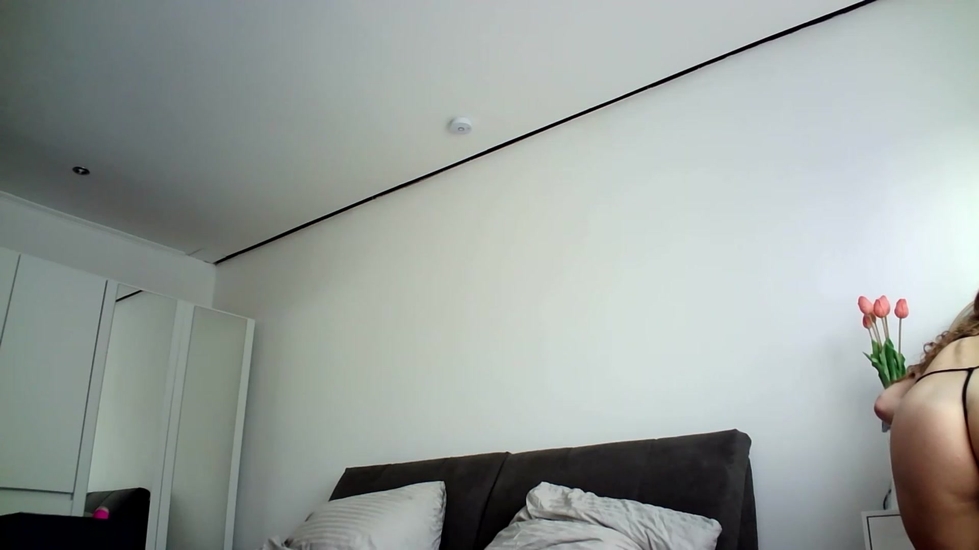 Gallery image thumbnail from Leeehanna's myfreecams stream on, 11/18/2022, 10:14 image 12 of 20