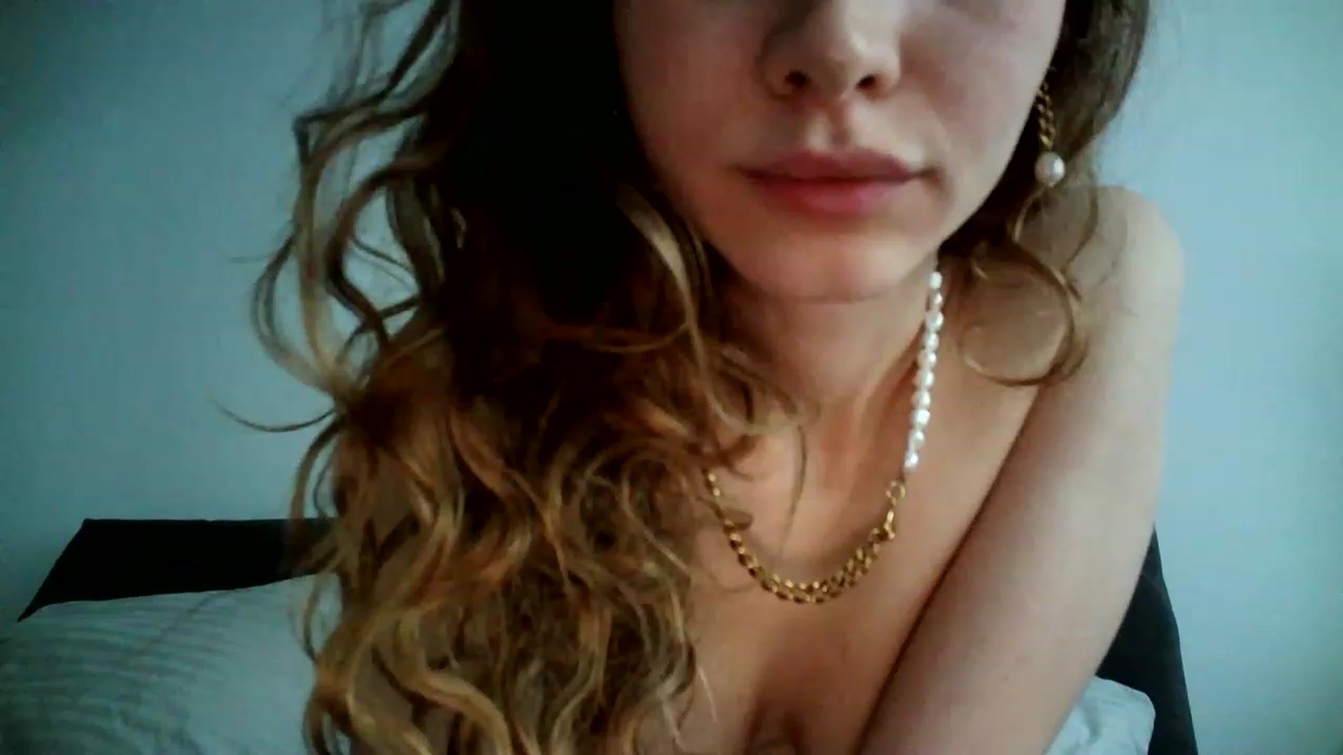 Gallery image thumbnail from Leeehanna's myfreecams stream on, 11/19/2022, 15:14 image 20 of 20