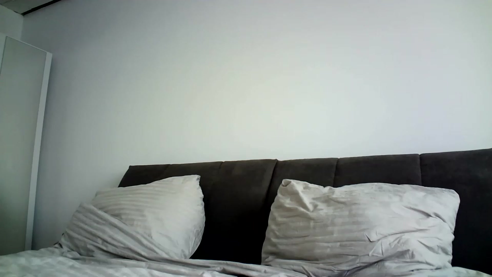 Gallery image thumbnail from Leeehanna's myfreecams stream on, 11/22/2022, 09:25 image 7 of 20