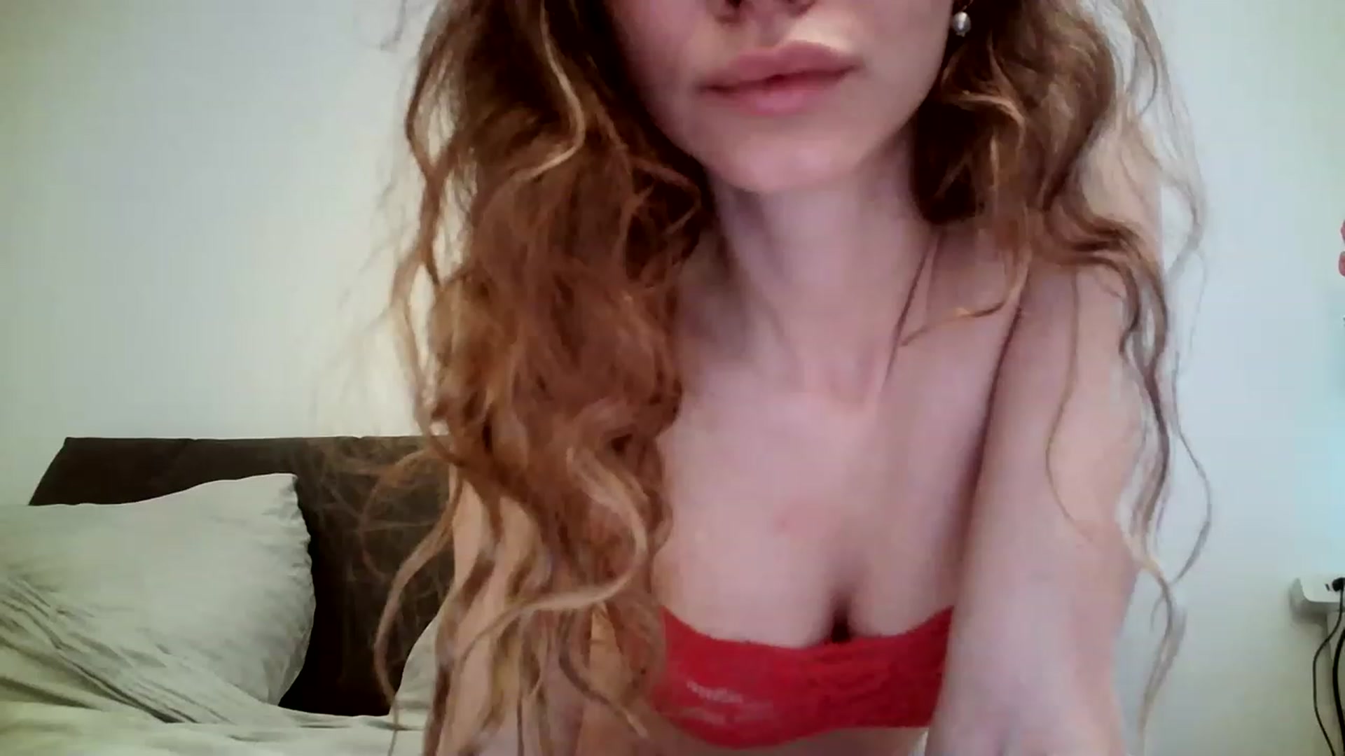 Gallery image thumbnail from Leeehanna's myfreecams stream on, 11/23/2022, 08:17 image 9 of 20