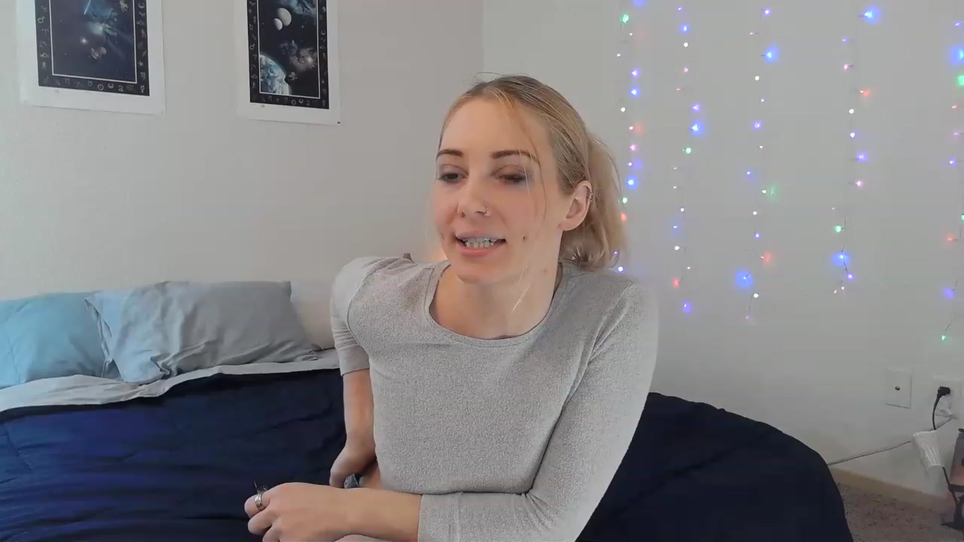 Gallery image thumbnail from Leeleigh1's myfreecams stream on, 03/08/2023, 19:37 image 7 of 20