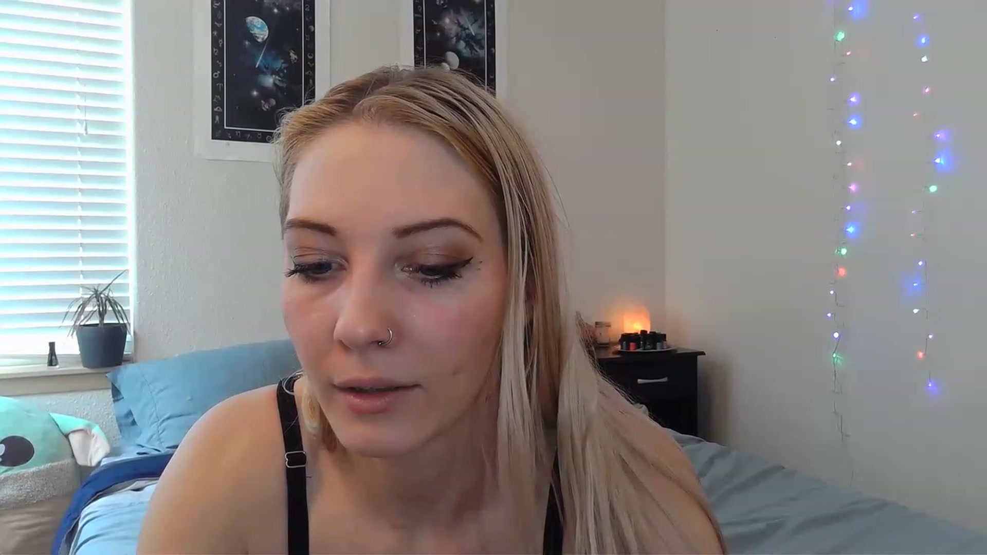 Gallery image thumbnail from Leeleigh1's myfreecams stream on, 03/09/2023, 20:21 image 20 of 20
