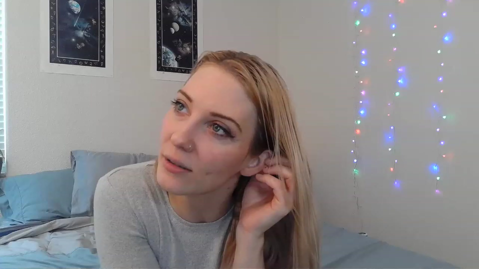 Gallery image thumbnail from Leeleigh1's myfreecams stream on, 03/10/2023, 24:10 image 8 of 20