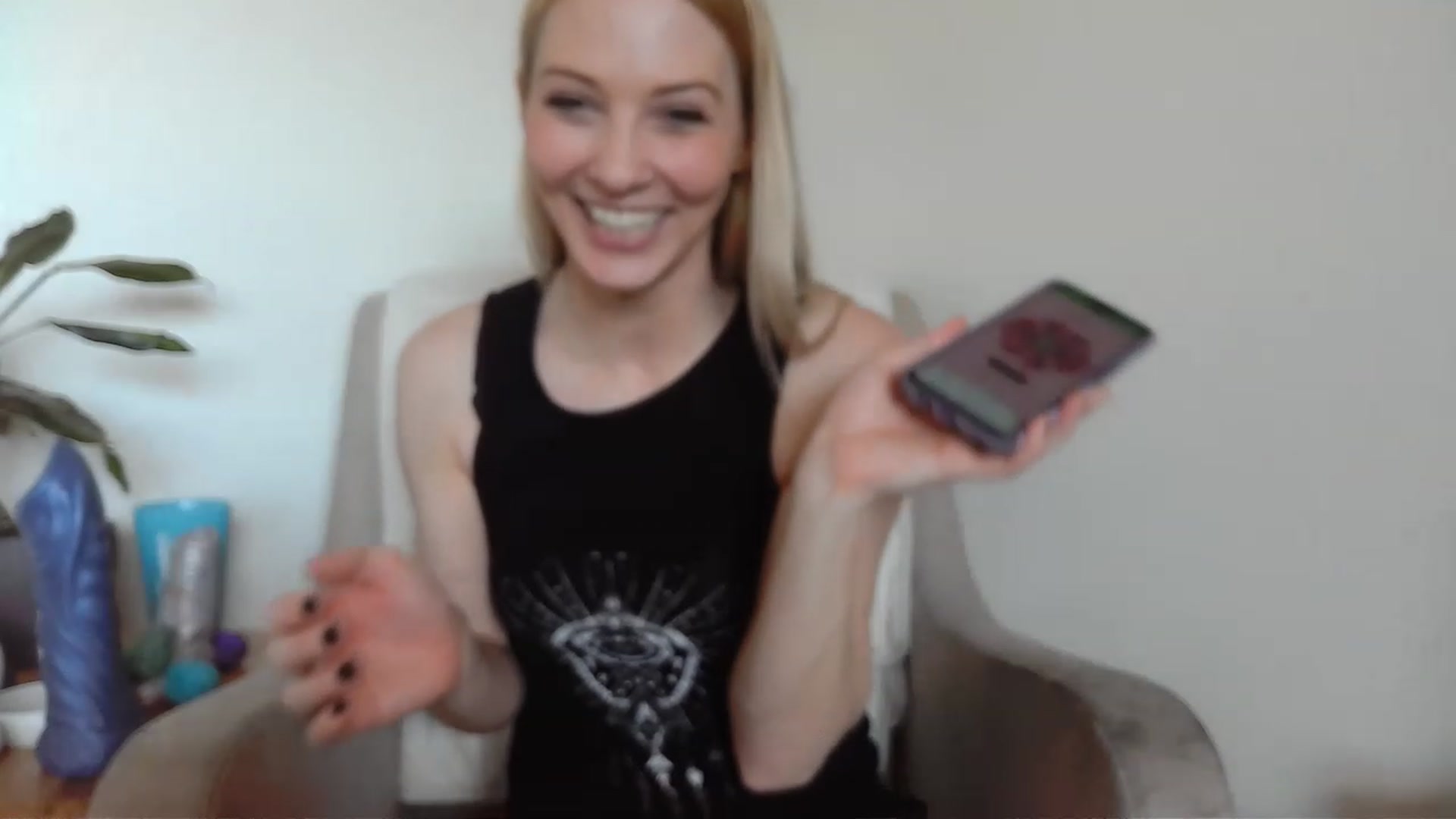 Gallery image thumbnail from Leeleigh1's myfreecams stream on, 03/15/2023, 20:08 image 10 of 20