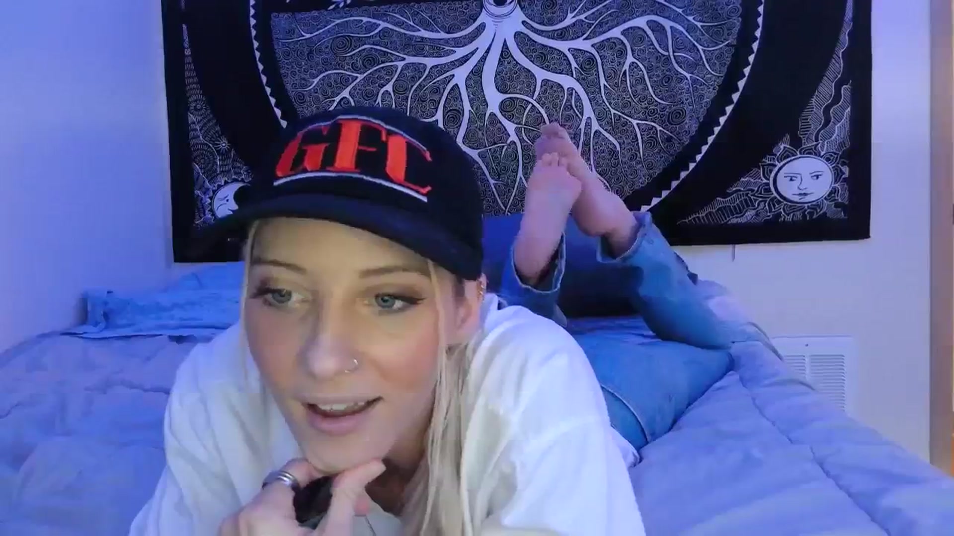 Gallery image thumbnail from Leeleigh1's myfreecams stream on, 11/01/2023, 21:31 image 2 of 20