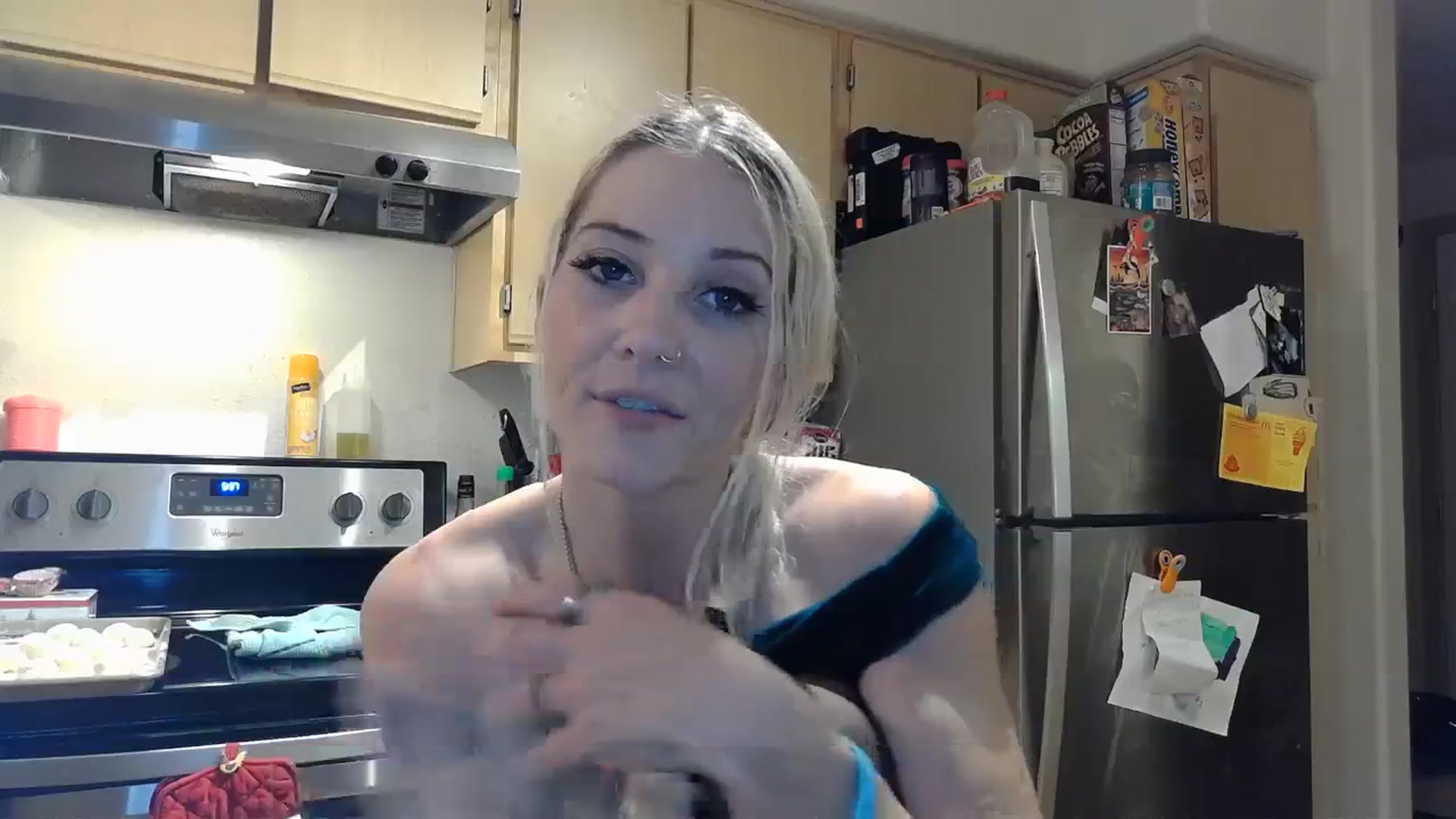 Gallery image thumbnail from Leeleigh1's myfreecams stream on, 11/26/2023, 02:17 image 12 of 20