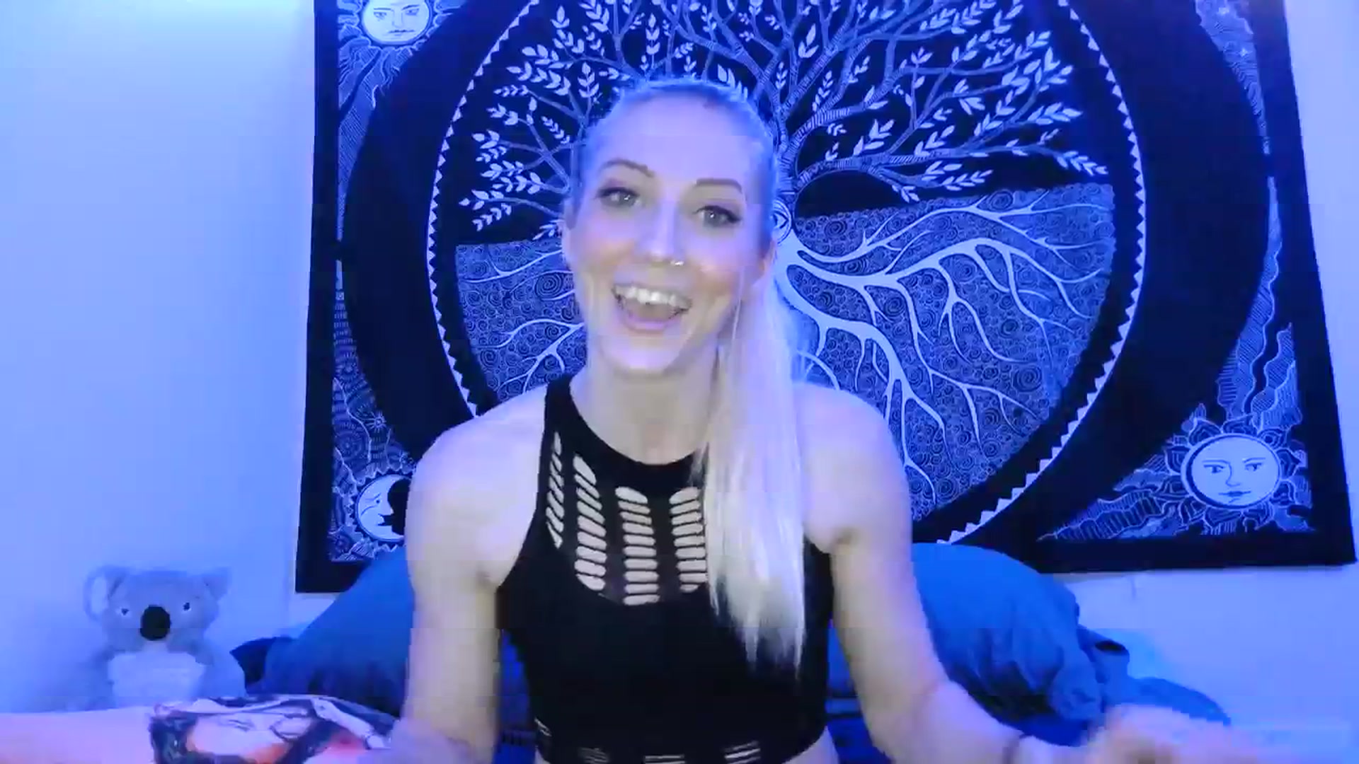 Gallery image thumbnail from Leeleigh1's myfreecams stream on, 01/01/2024, 01:21 image 5 of 20