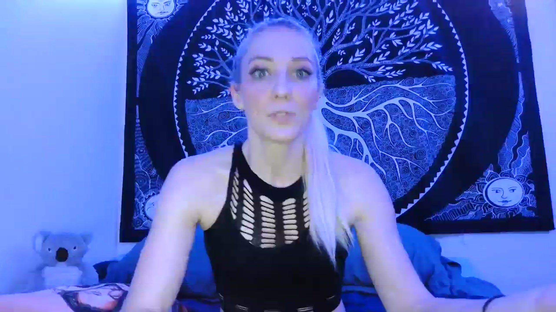 Gallery image thumbnail from Leeleigh1's myfreecams stream on, 01/01/2024, 01:21 image 9 of 20