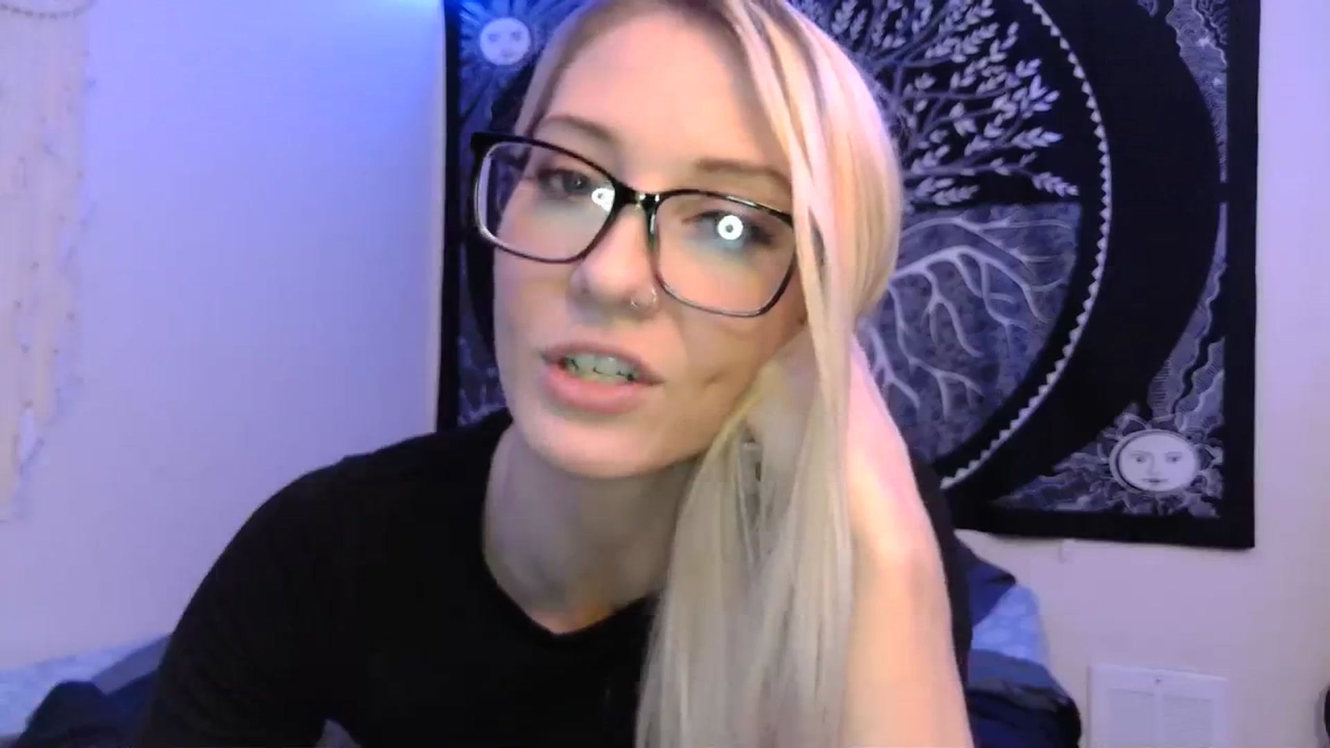 Gallery image thumbnail from Leeleigh1's myfreecams stream on, 01/05/2024, 02:50 image 16 of 20
