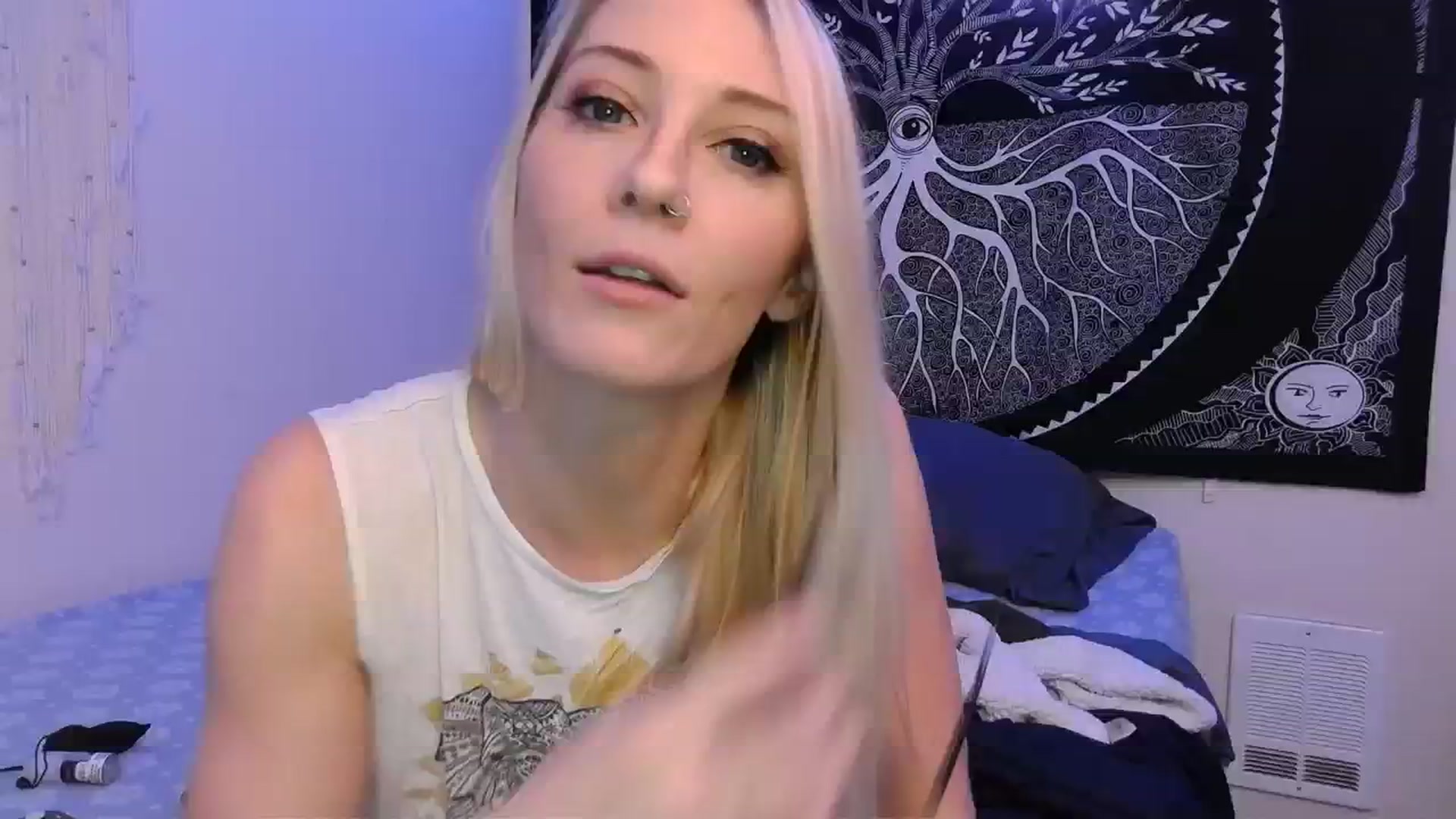 Gallery image thumbnail from Leeleigh1's myfreecams stream on, 01/05/2024, 05:08 image 16 of 20