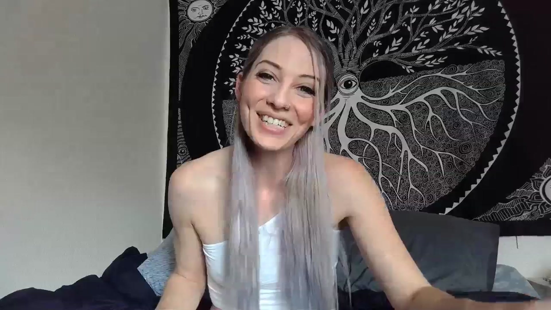 Gallery image thumbnail from Leeleigh1's myfreecams stream on, 01/24/2024, 20:27 image 11 of 20