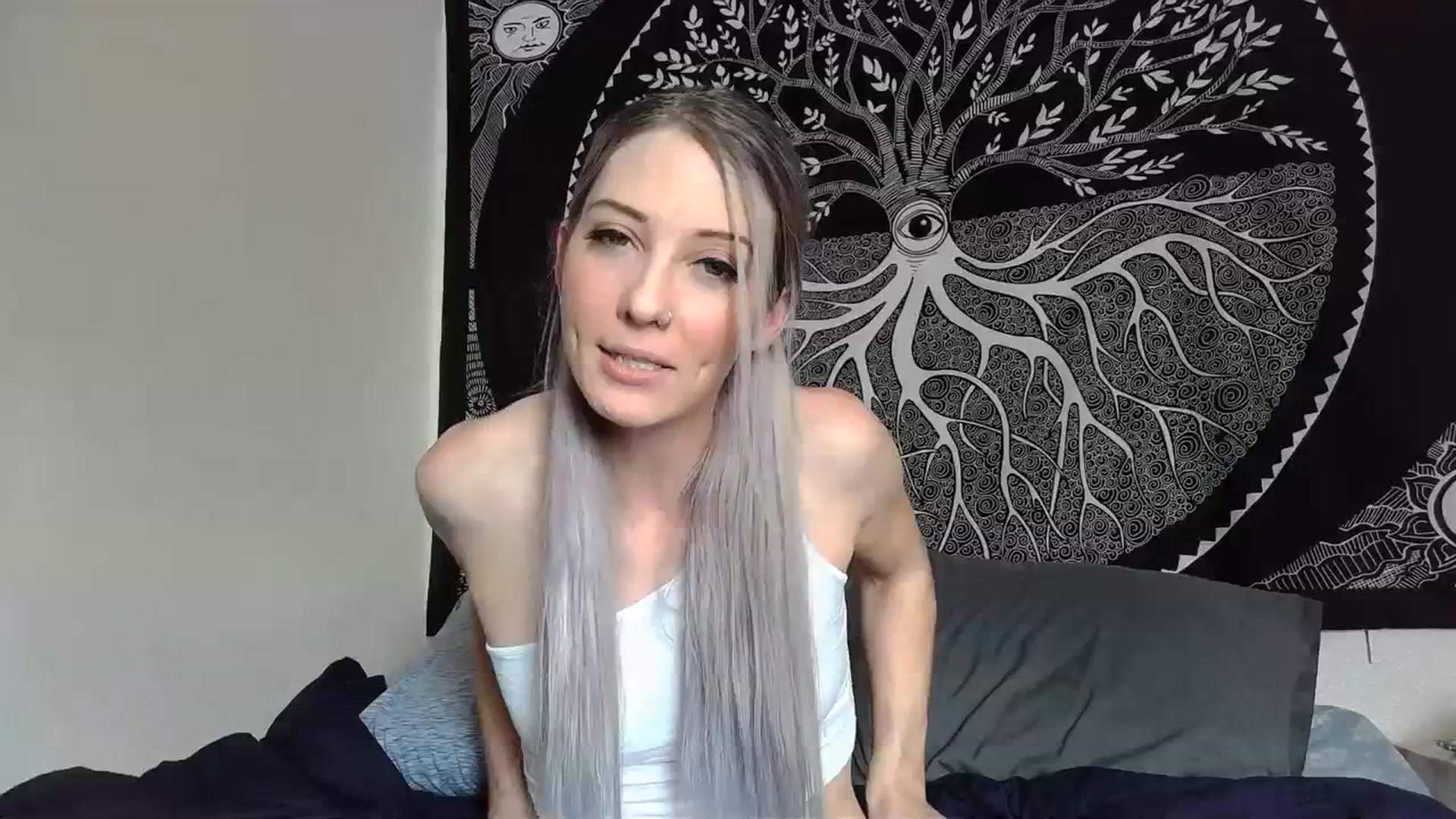 Gallery image thumbnail from Leeleigh1's myfreecams stream on, 01/24/2024, 20:27 image 7 of 20