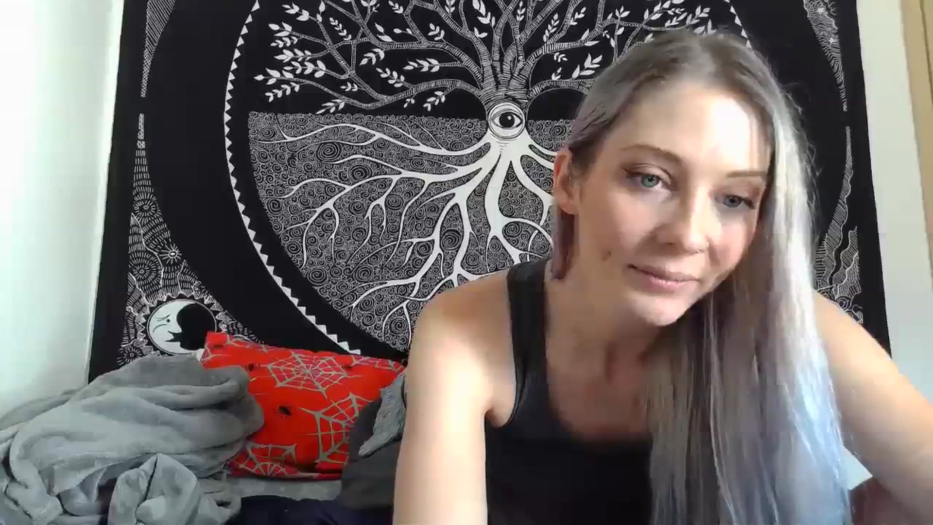 Gallery image thumbnail from Leeleigh1's myfreecams stream on, 01/25/2024, 19:49 image 18 of 20