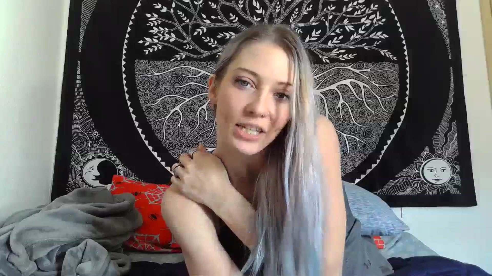 Gallery image thumbnail from Leeleigh1's myfreecams stream on, 01/25/2024, 19:49 image 9 of 20