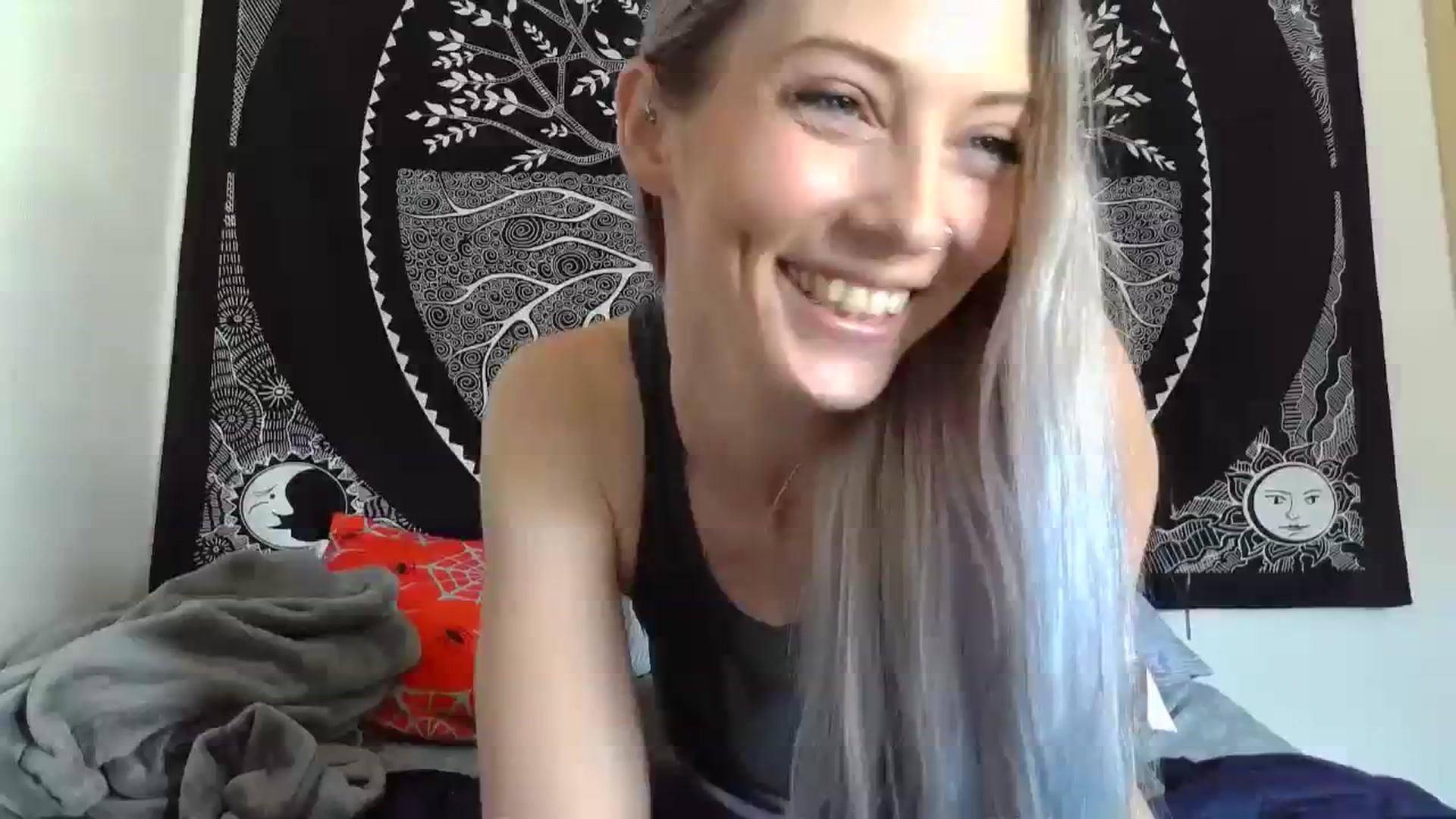 Gallery image thumbnail from Leeleigh1's myfreecams stream on, 01/25/2024, 19:49 image 11 of 20