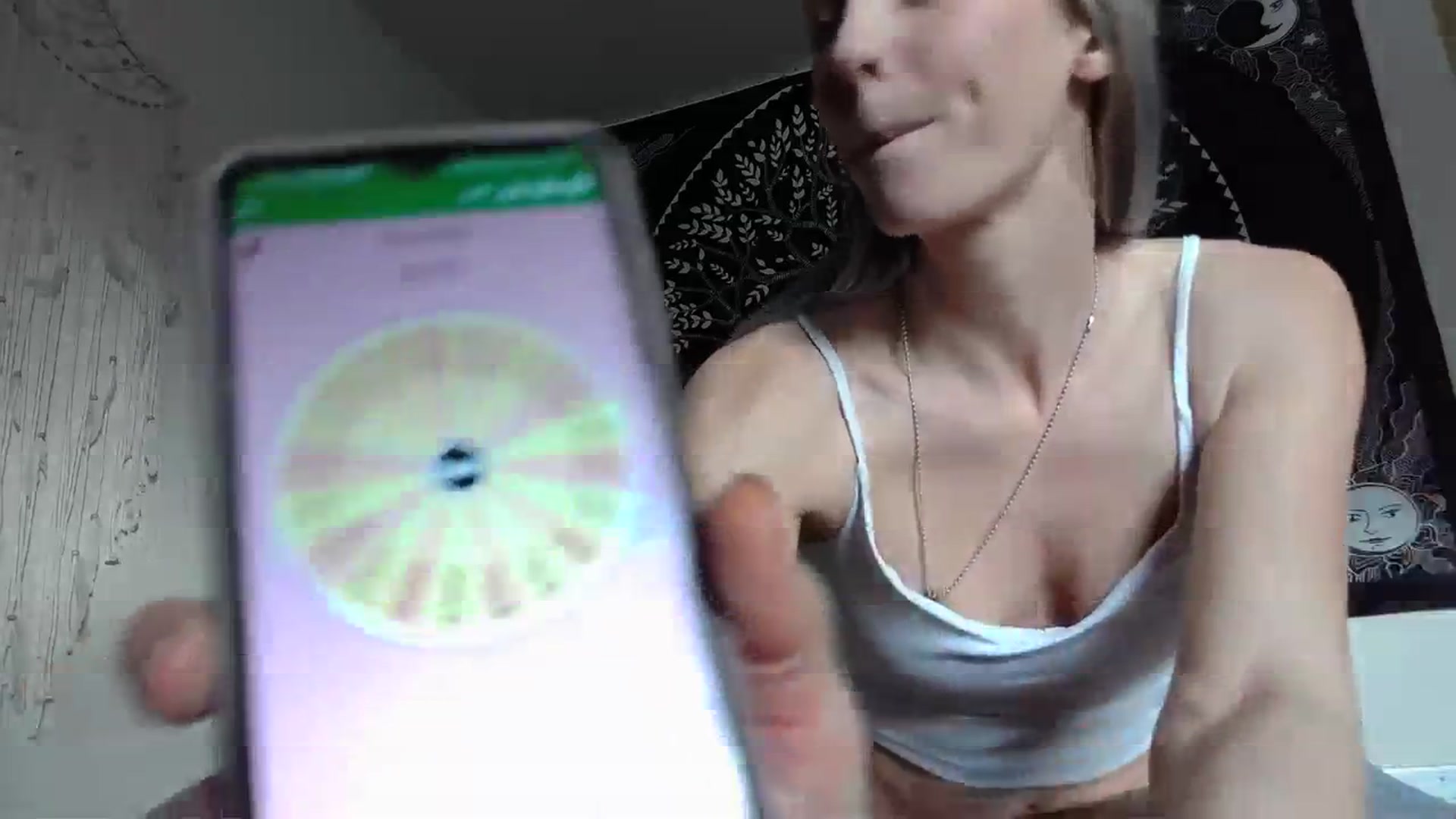 Gallery image thumbnail from Leeleigh1's myfreecams stream on, 01/30/2024, 20:06 image 12 of 20