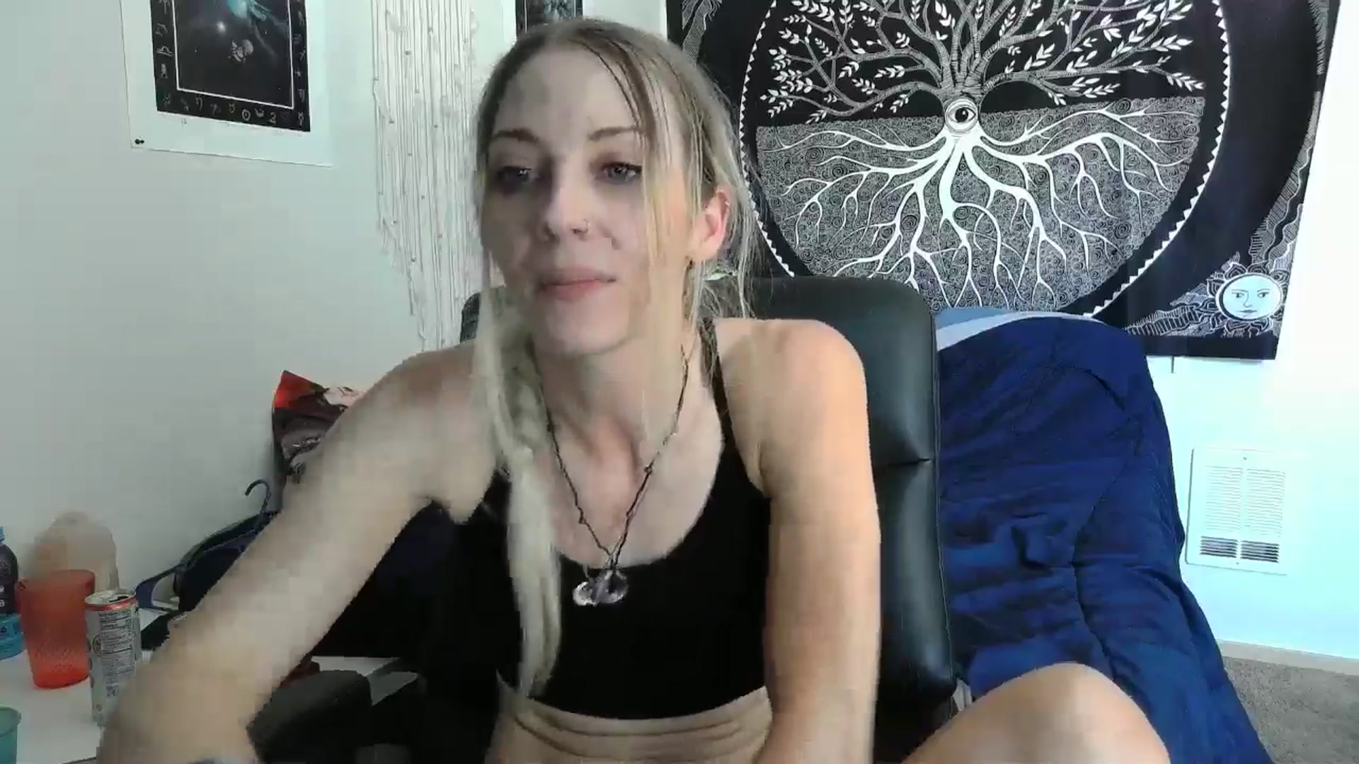Gallery image thumbnail from Leeleigh1's myfreecams stream on, 06/23/2024, 24:57 image 3 of 20