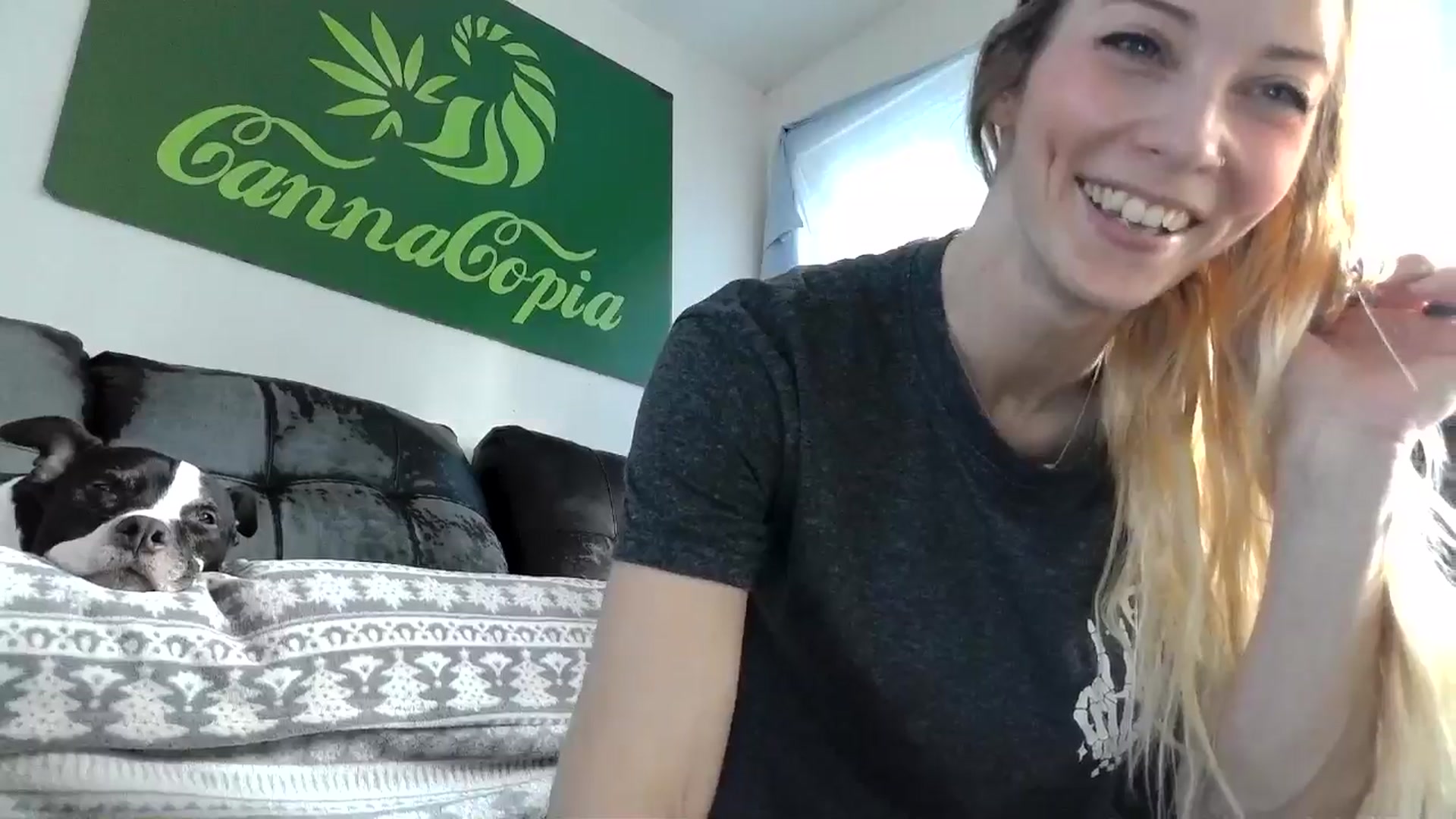 Gallery image thumbnail from Leeleigh1's myfreecams stream on, 05/17/2025, 17:34 image 7 of 20