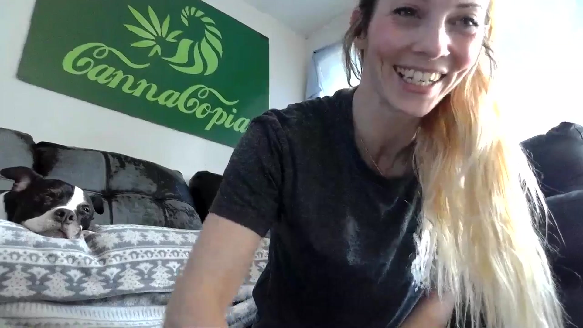Gallery image thumbnail from Leeleigh1's myfreecams stream on, 05/17/2025, 17:34 image 8 of 20
