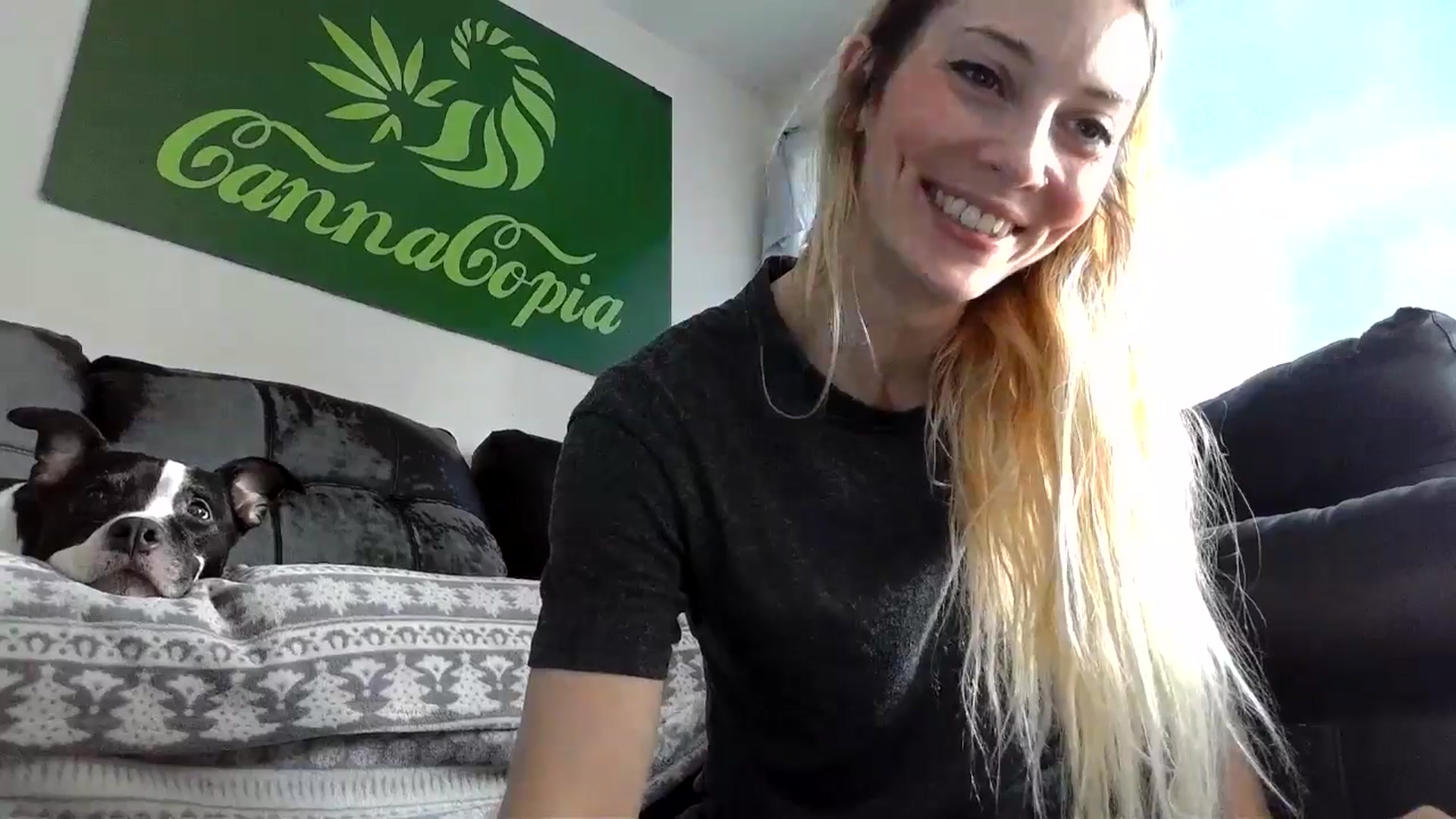 Gallery image thumbnail from Leeleigh1's myfreecams stream on, 05/17/2025, 17:34 image 9 of 20