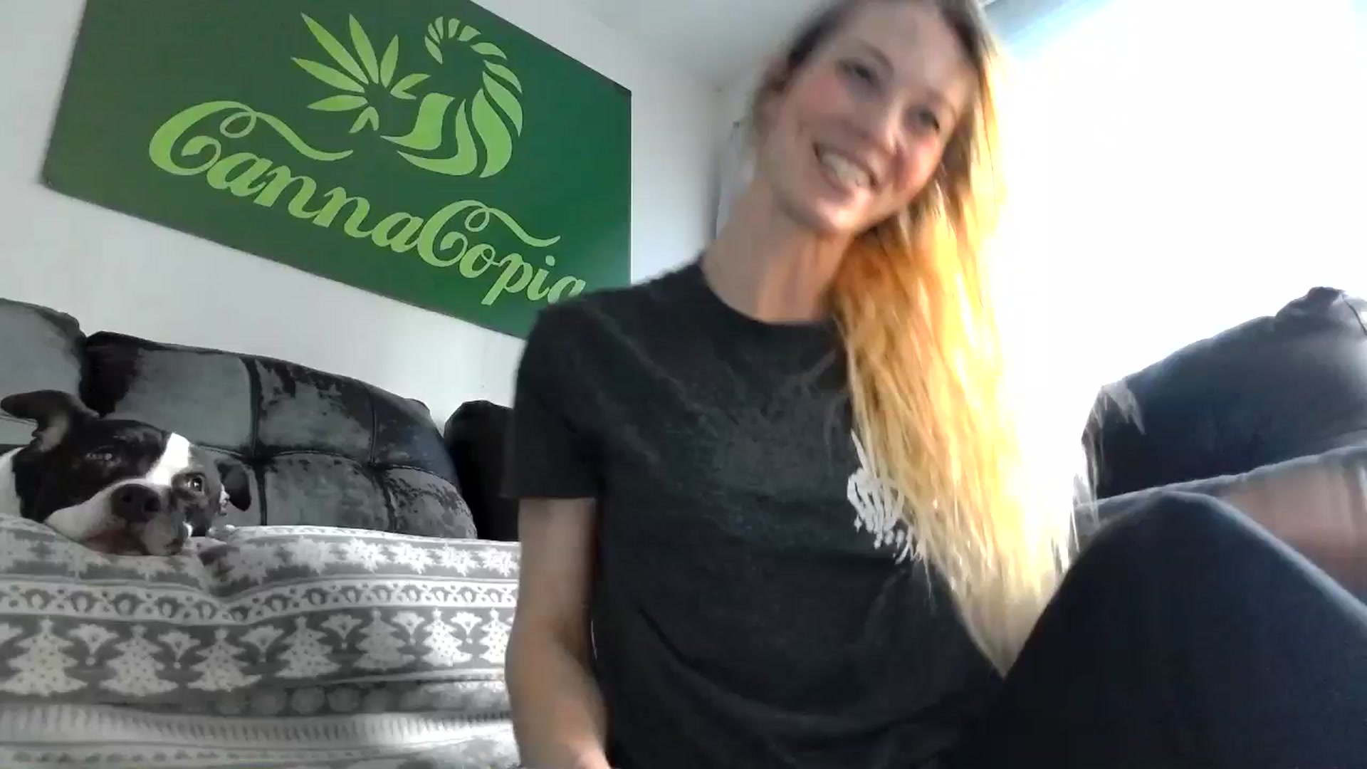 Gallery image thumbnail from Leeleigh1's myfreecams stream on, 05/17/2025, 17:34 image 5 of 20