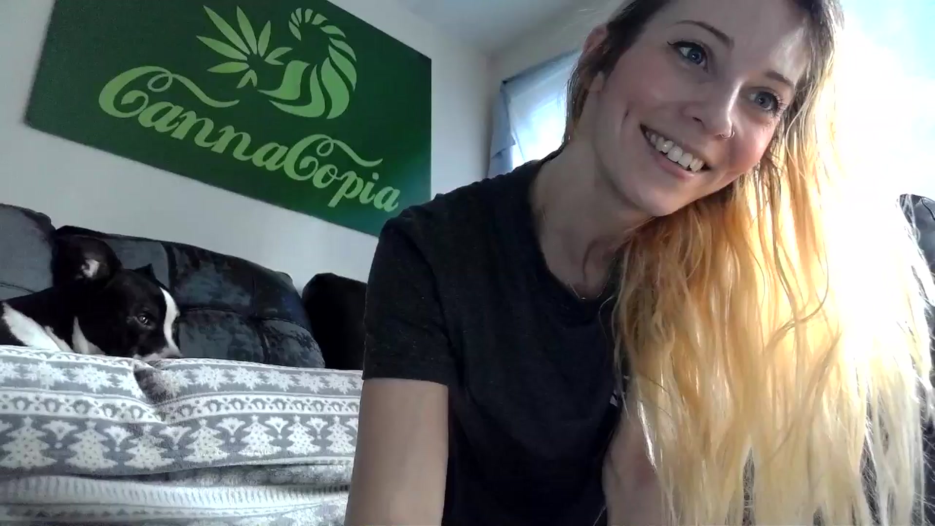 Gallery image thumbnail from Leeleigh1's myfreecams stream on, 05/17/2025, 17:34 image 1 of 20