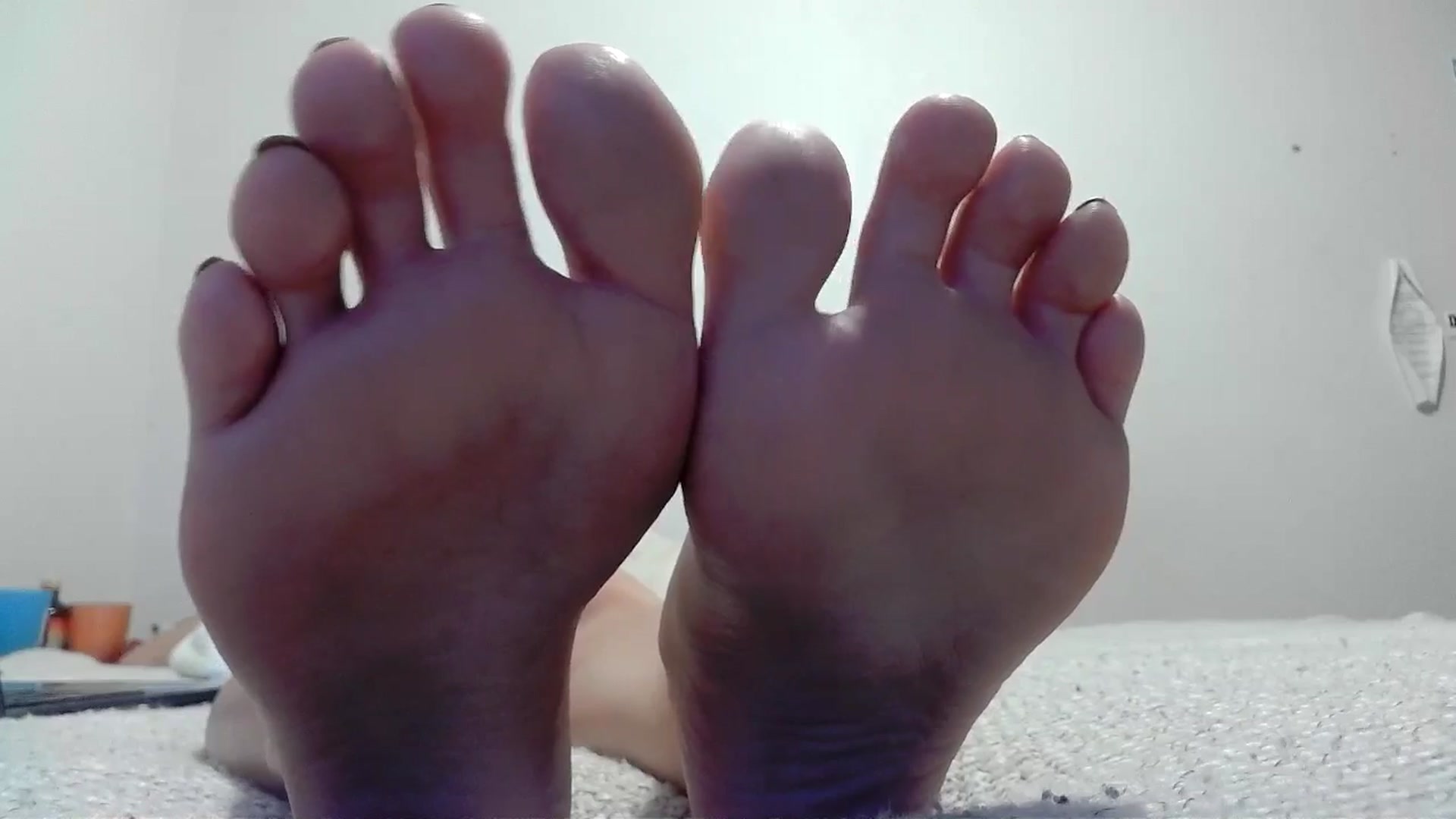 Gallery image thumbnail from Leeleigh1's myfreecams stream on, 08/24/2025, 07:25 image 15 of 20