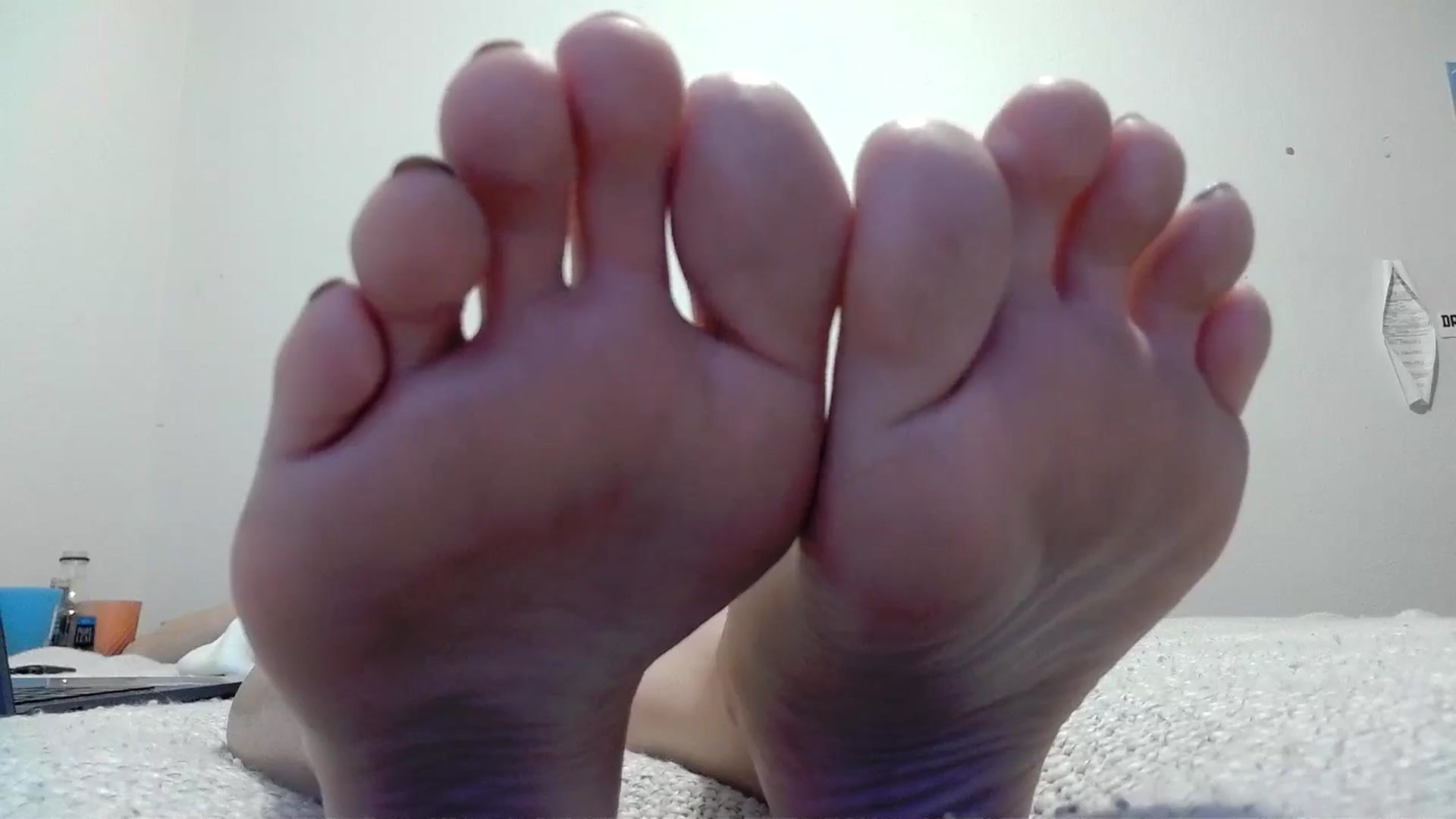 Gallery image thumbnail from Leeleigh1's myfreecams stream on, 08/24/2025, 07:25 image 3 of 20