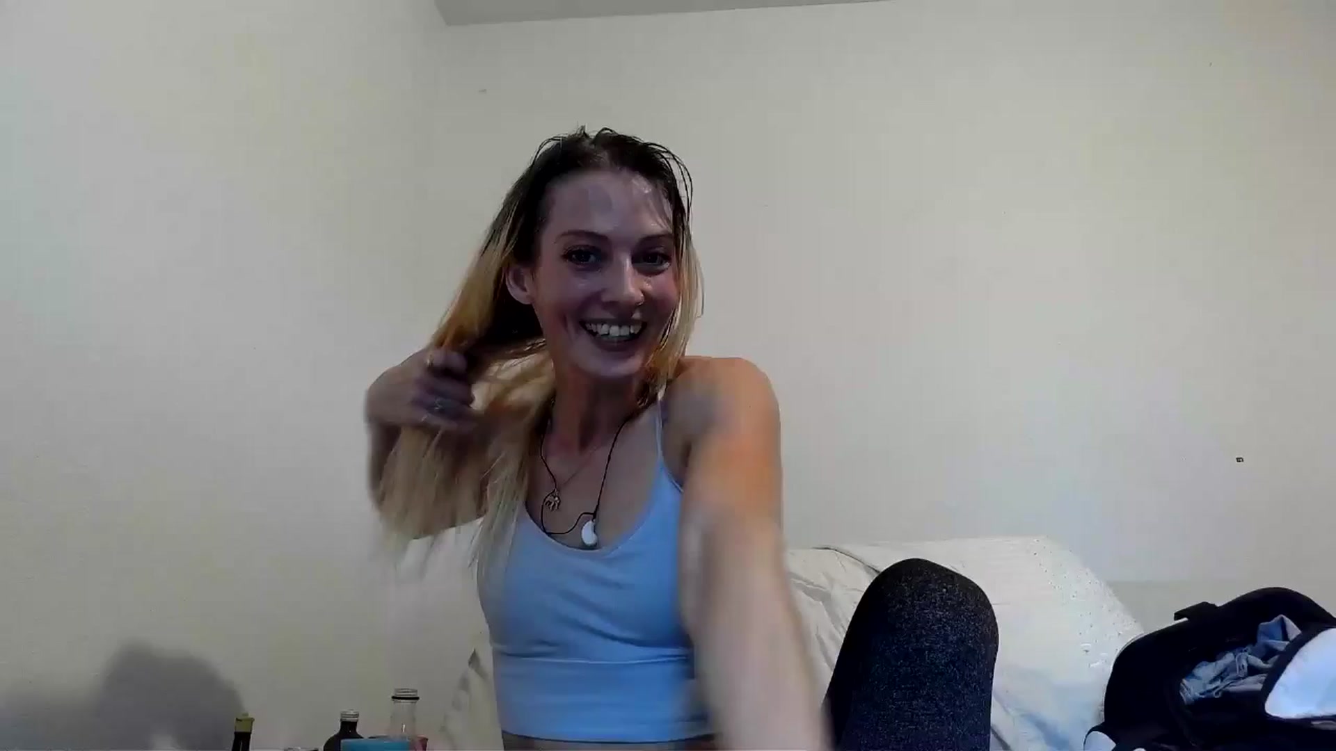 Gallery image thumbnail from Leeleigh1's myfreecams stream on, 08/24/2025, 22:32 image 16 of 20