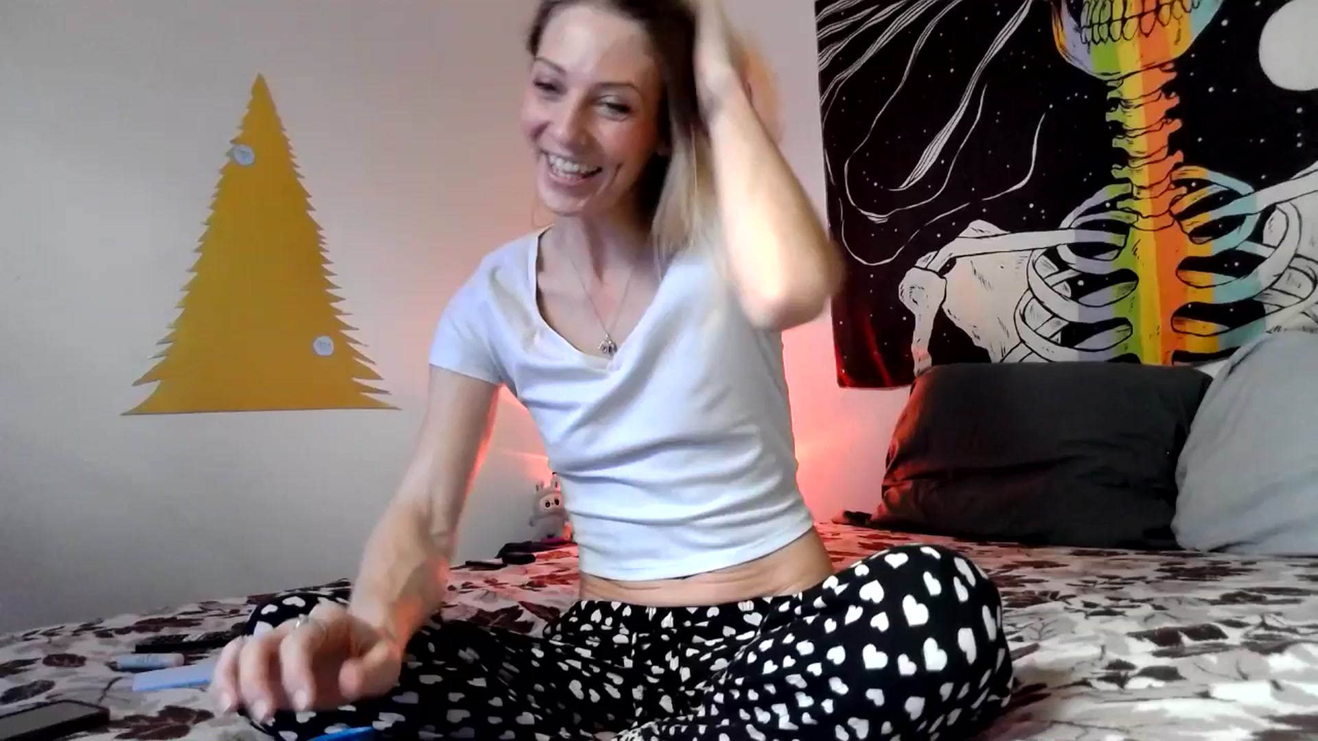 Gallery image thumbnail from Leeleigh1's myfreecams stream on, 11/13/2025, 18:57 image 1 of 20