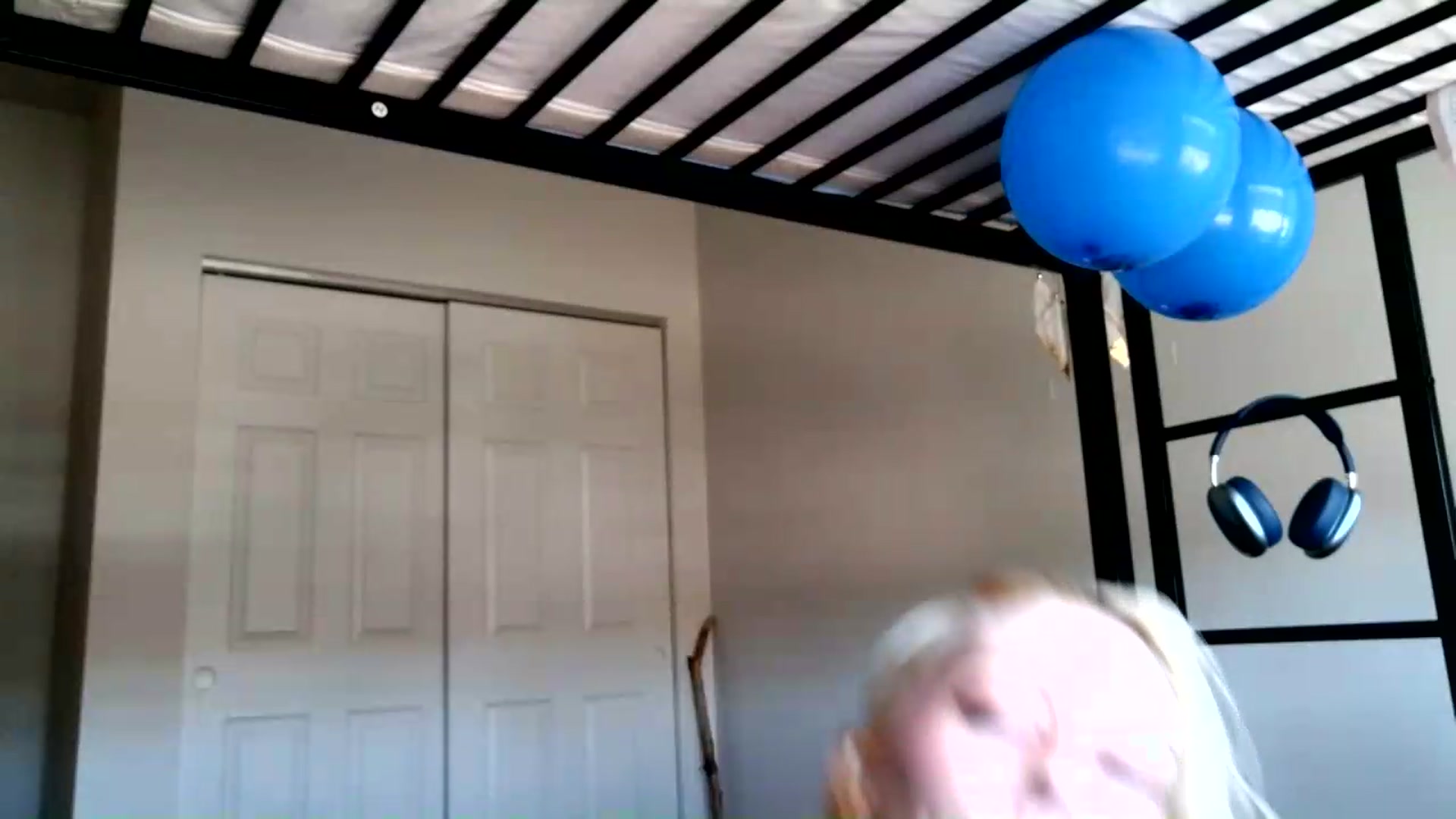 Gallery image thumbnail from Leeleigh1's myfreecams stream on, 07/04/2026, 20:57 image 18 of 20