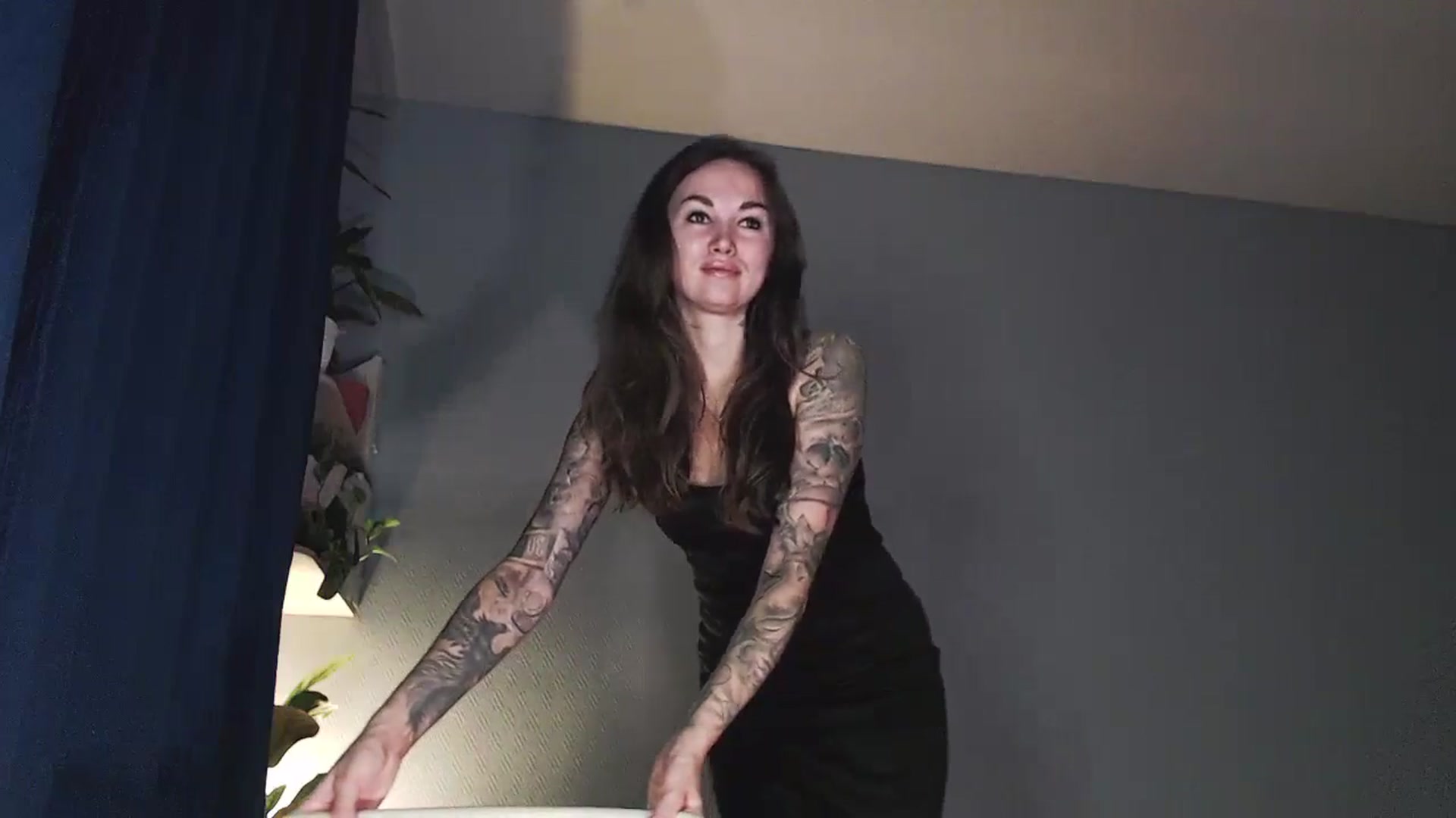 Gallery image thumbnail from LegsKate's myfreecams stream on, 10/17/2024, 03:22 image 20 of 20