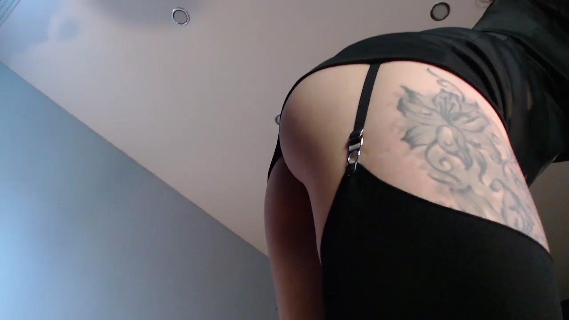 Gallery image thumbnail from LegsKate's myfreecams stream on, 10/28/2024, 08:44 image 5 of 20