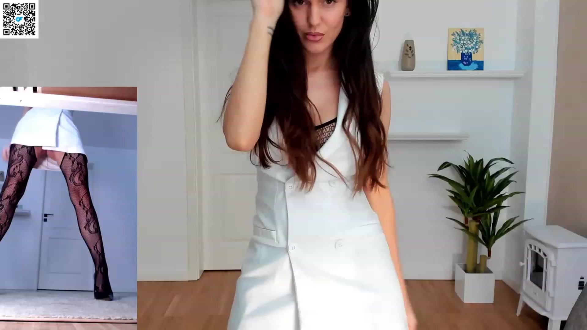 Gallery image thumbnail from LegswAttitude's myfreecams stream on, 04/30/2023, 18:18 image 1 of 20
