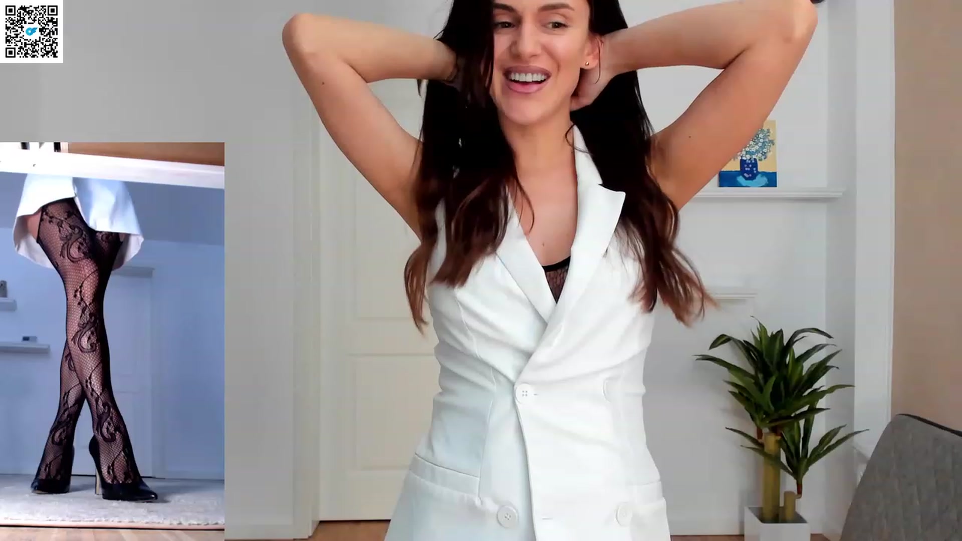 Gallery image thumbnail from LegswAttitude's myfreecams stream on, 04/30/2023, 18:18 image 13 of 20