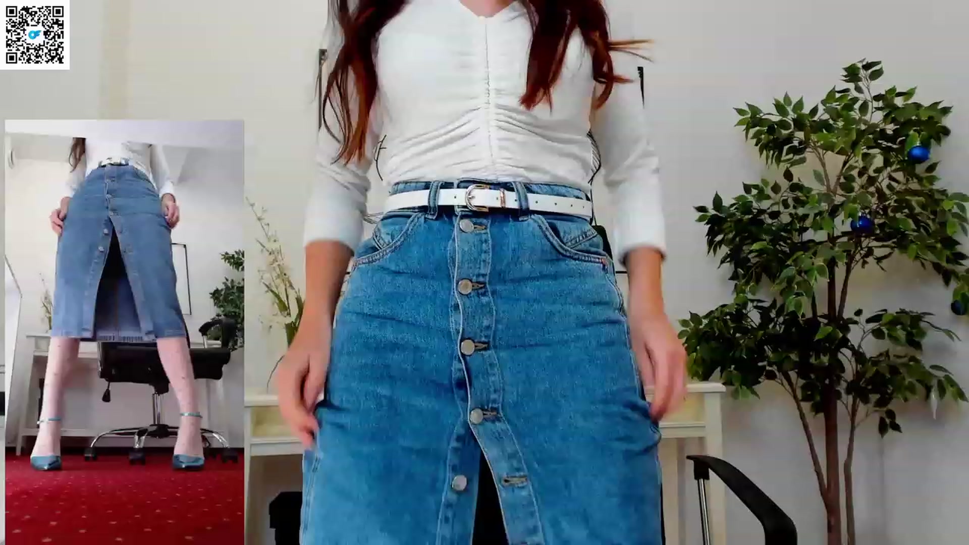 Gallery image thumbnail from LegswAttitude's myfreecams stream on, 05/02/2023, 10:56 image 6 of 20