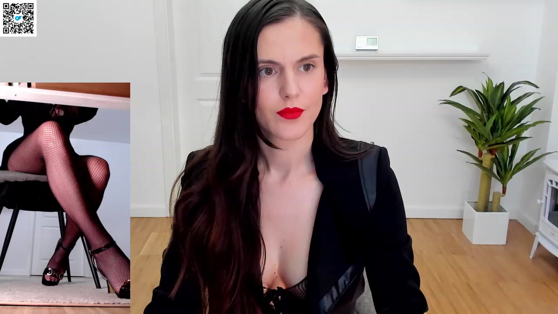 Gallery image thumbnail from LegswAttitude's myfreecams stream on, 05/07/2023, 18:02 image 4 of 20