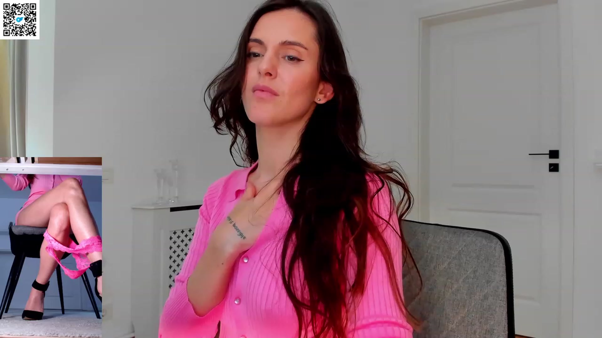 Gallery image thumbnail from LegswAttitude's myfreecams stream on, 05/09/2023, 12:02 image 16 of 20
