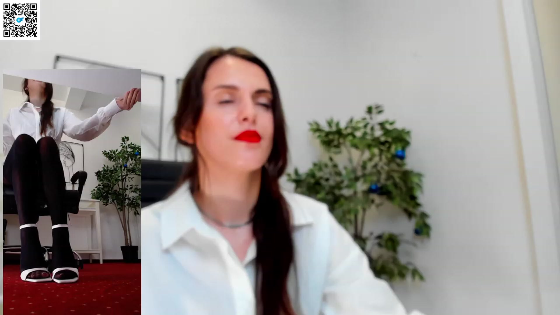 Gallery image thumbnail from LegswAttitude's myfreecams stream on, 05/10/2023, 09:47 image 6 of 20