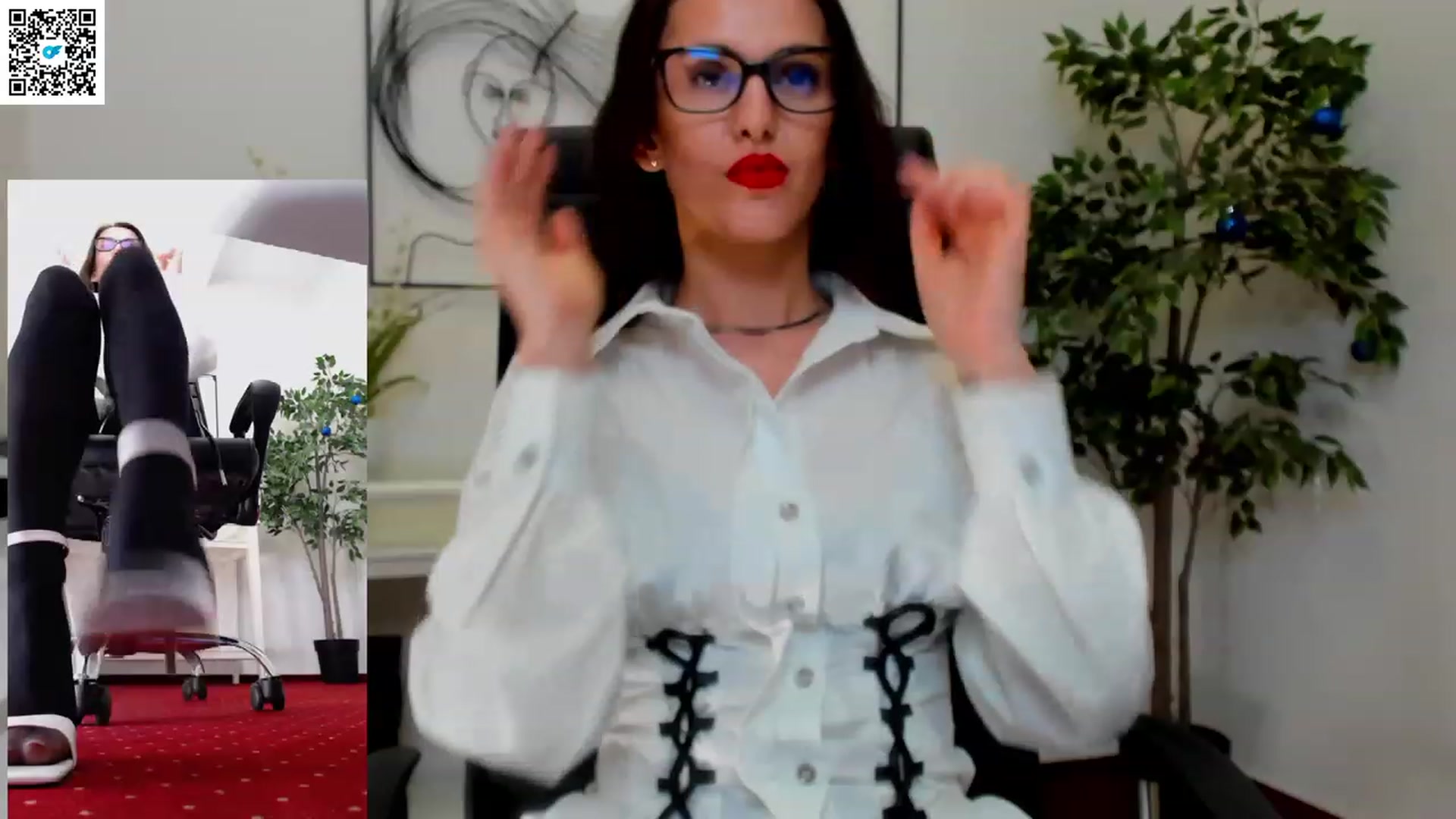 Gallery image thumbnail from LegswAttitude's myfreecams stream on, 05/10/2023, 09:47 image 16 of 20
