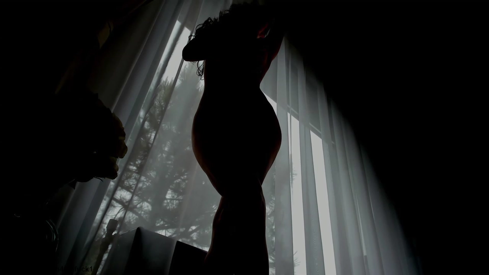Gallery image thumbnail from LegswAttitude's myfreecams stream on, 05/12/2023, 12:49 image 18 of 20